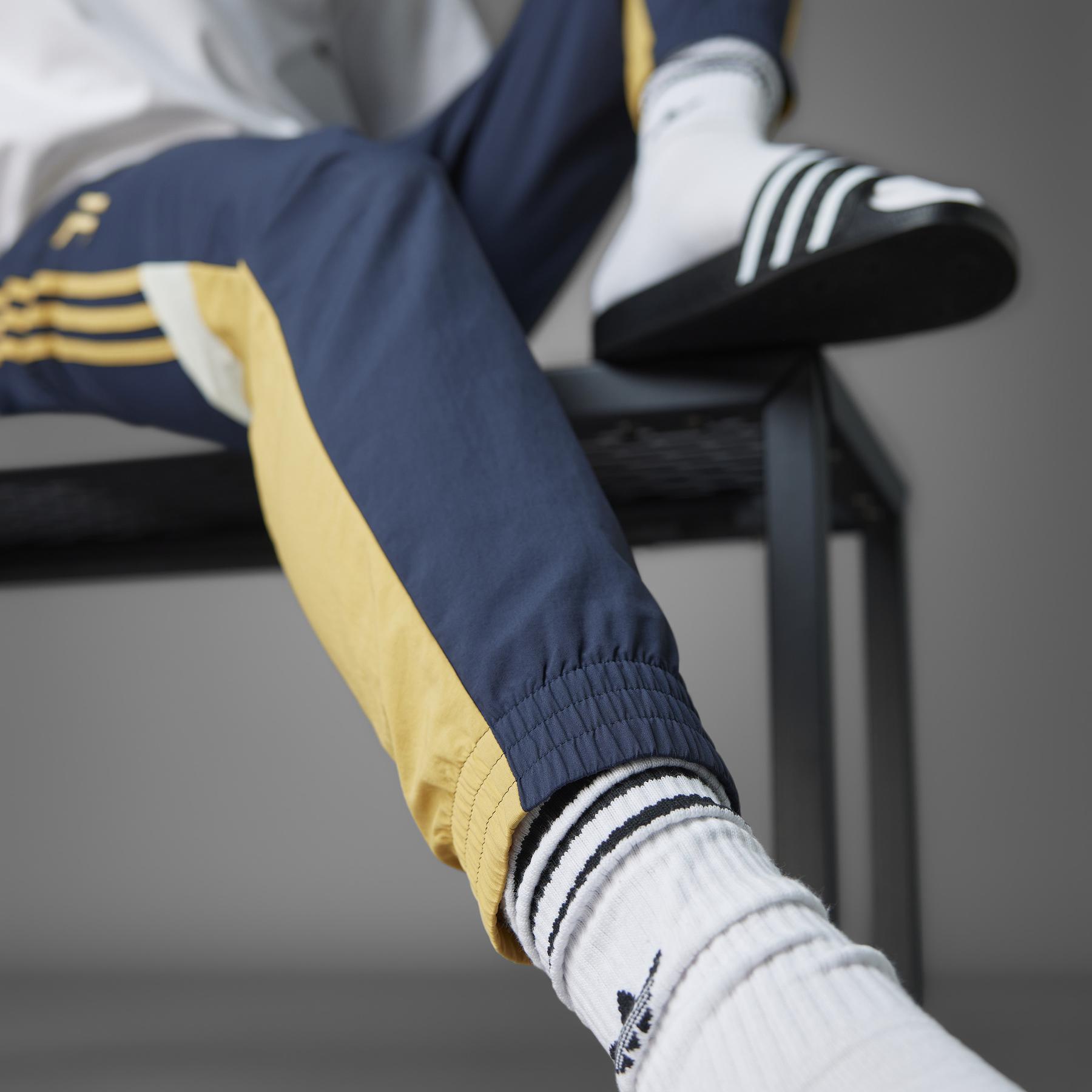 product/a/d/adidas_it3856_14_apparel_photography_heromrktng_view_7.jpg