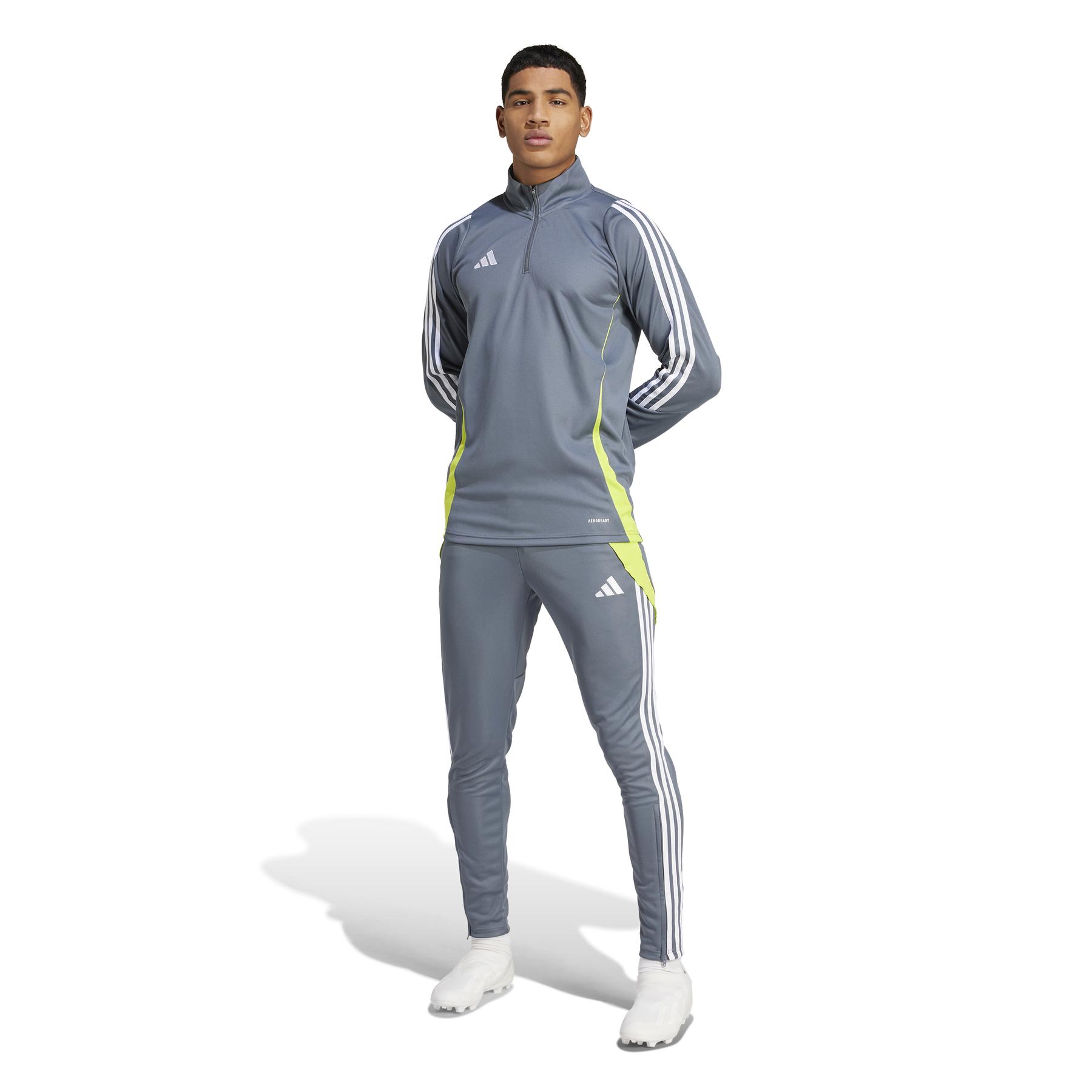 product/a/d/adidas_iv6954_7_apparel_on_model_standard_outfit_view_white.jpg