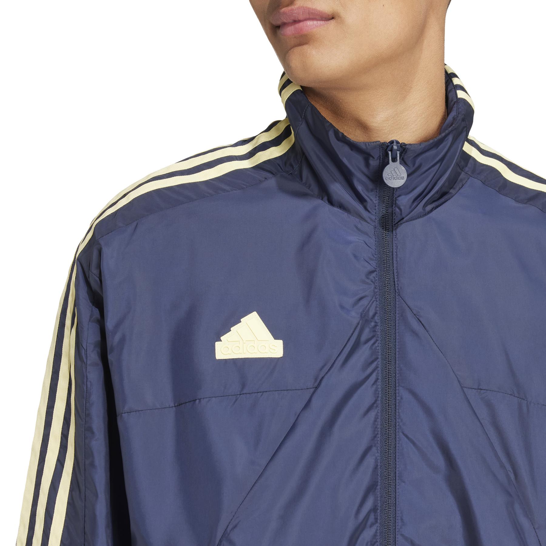 product/a/d/adidas_iw3579_7_apparel_on_model_detail_view_1_white.jpg