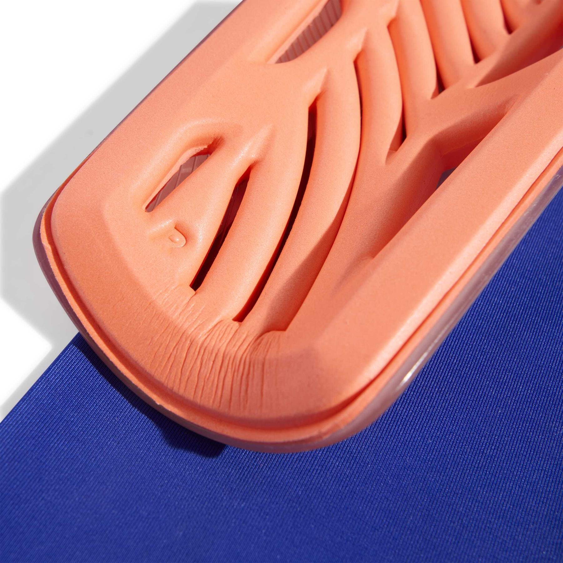 product/a/d/adidas_jd6026_3_hardware_photography_detail_view_2_white.jpg