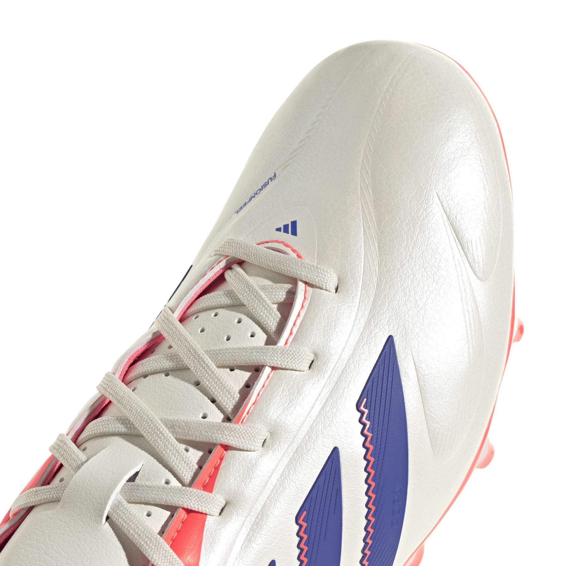 product/a/d/adidas_jh6299_8_footwear_photography_detail_view_2_white.jpg