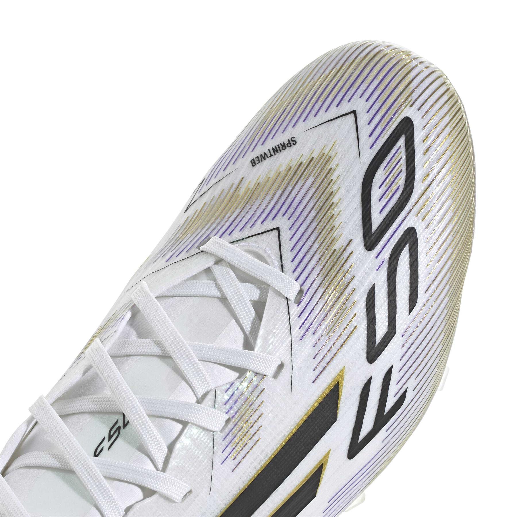 product/a/d/adidas_jh7686_8_footwear_photography_detail_view_2_white.jpg
