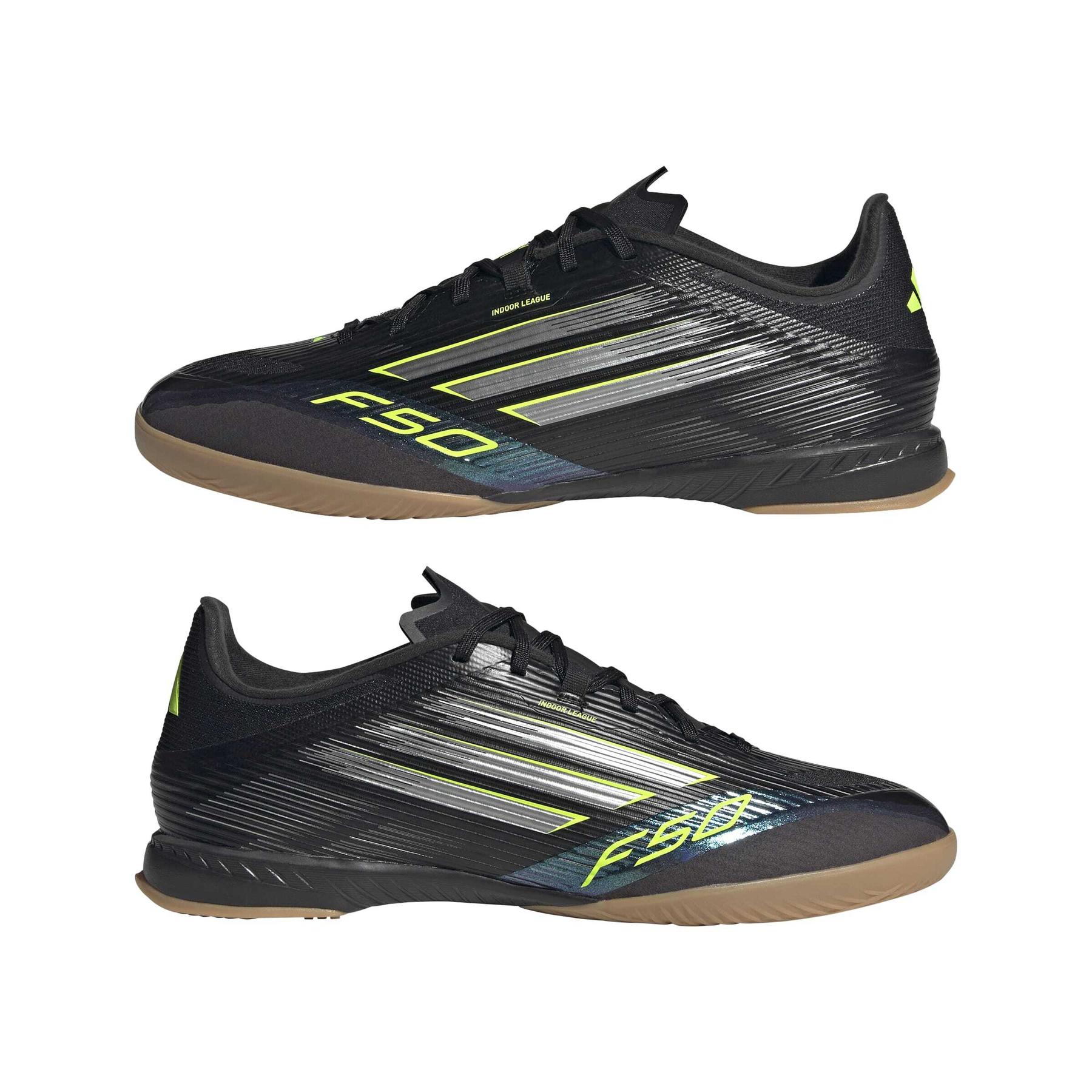 product/a/d/adidas_jh7720_9_footwear_photography_mirrored_pair_view_white-nw091625.jpg