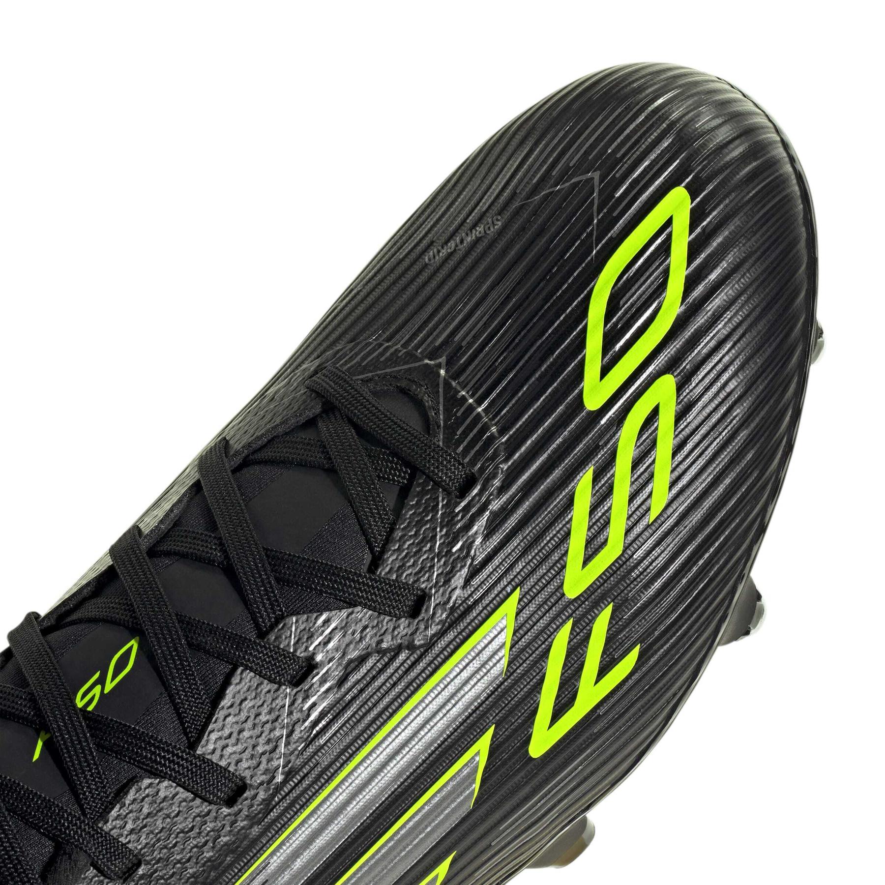 product/a/d/adidas_jh7730_8_footwear_photography_detail_view_2_white-nw091625.jpg