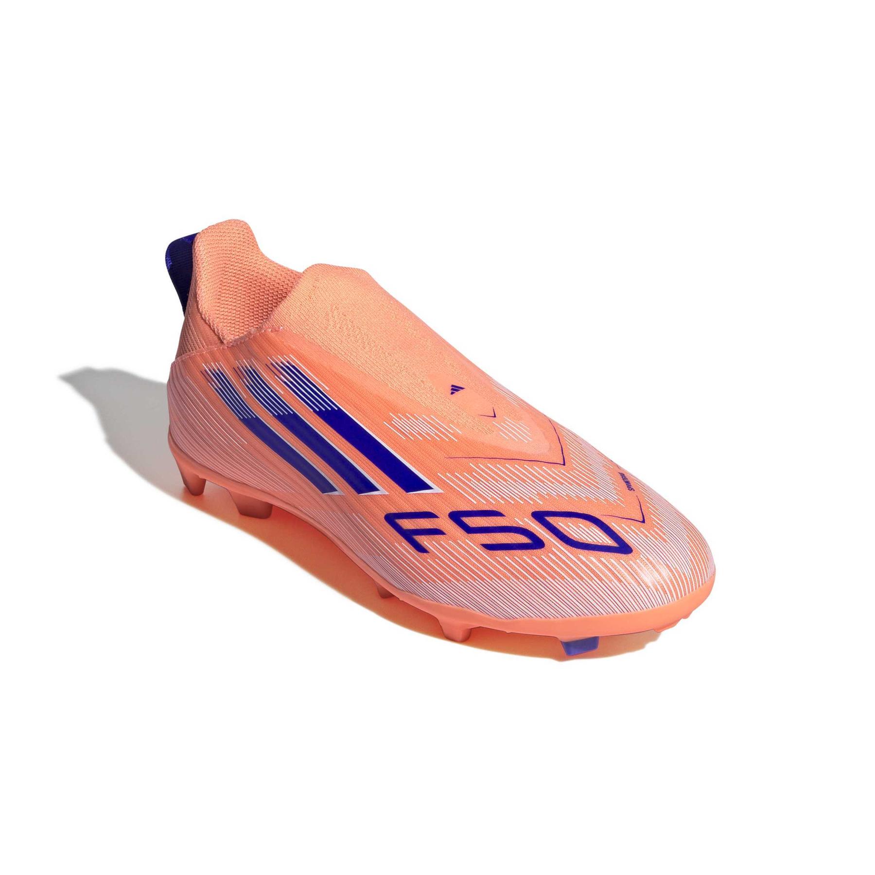 product/a/d/adidas_jh7742_5_footwear_photography_front_lateral_top_view_white.jpg