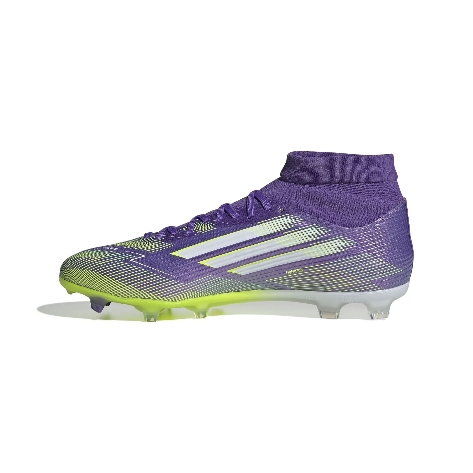 product/a/d/adidas_ji0886_4_footwear_photography_side_medial_center_view_white-nw091625.jpg