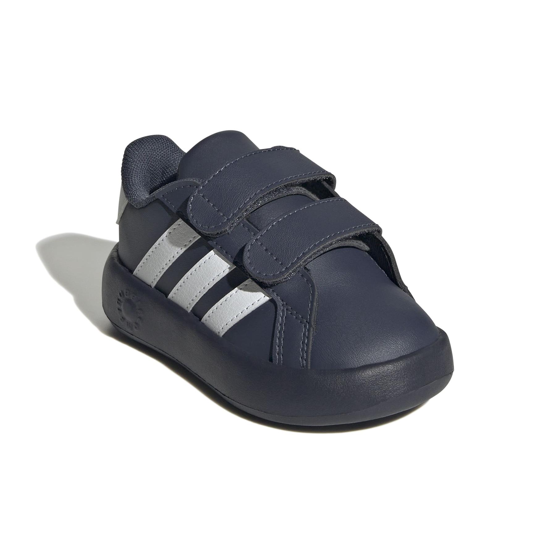 product/a/d/adidas_ji0980_6_footwear_photography_front_lateral_top_view_white-nw091625.jpg