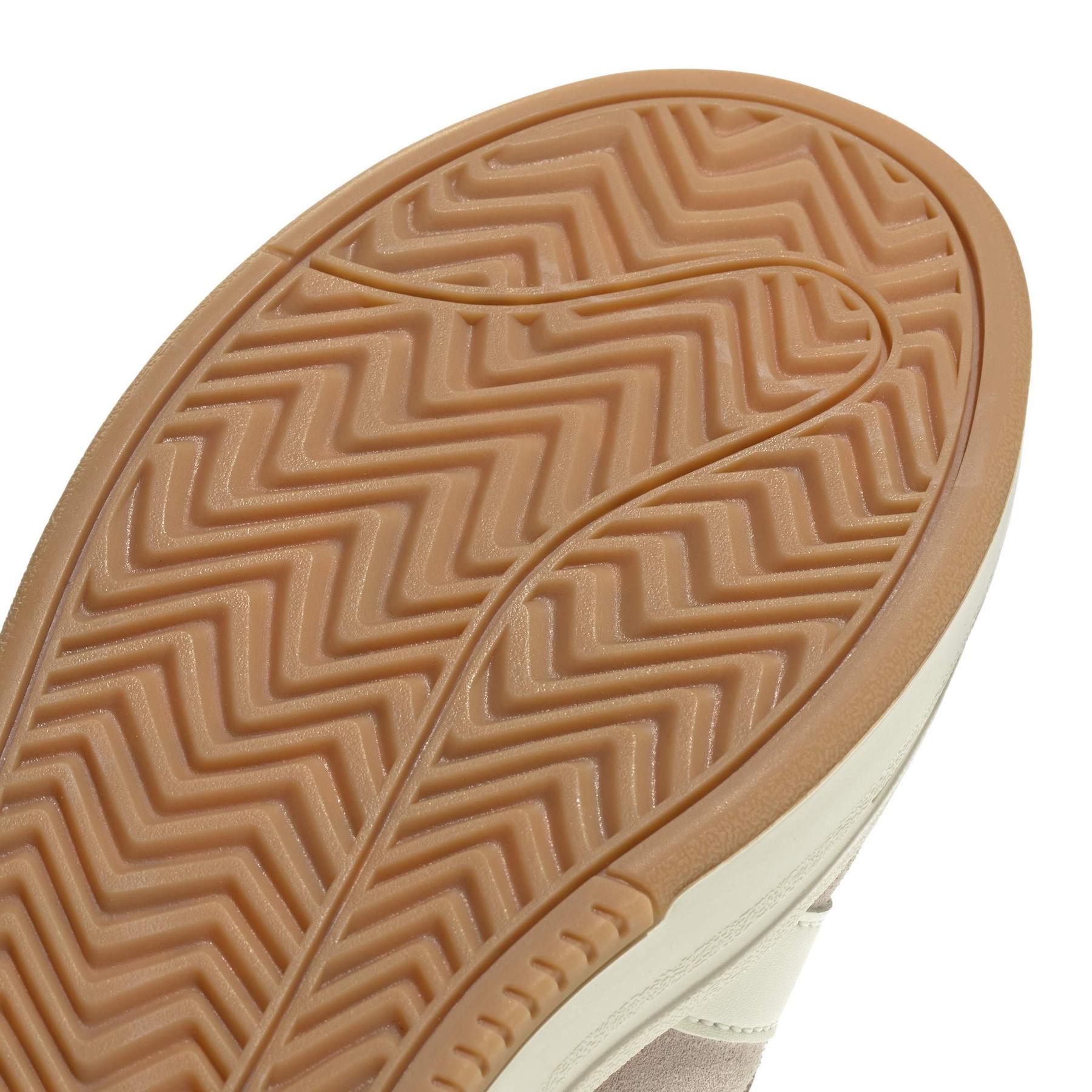 product/a/d/adidas_ji1719_8_footwear_photography_detail_view_1_white-nw091625.jpg