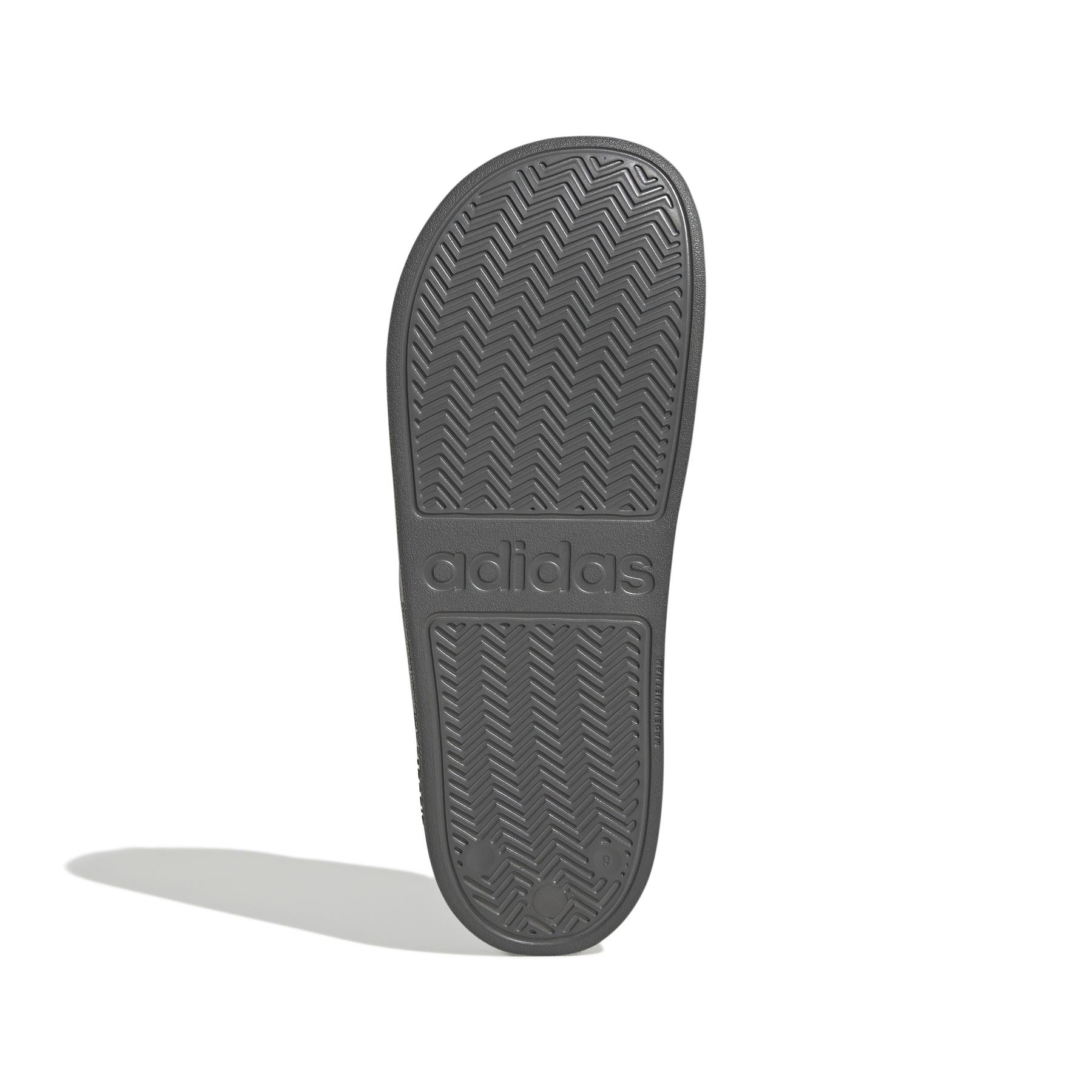 product/a/d/adidas_ji4759_4_footwear_photography_bottom_view_white-nw091625.jpg