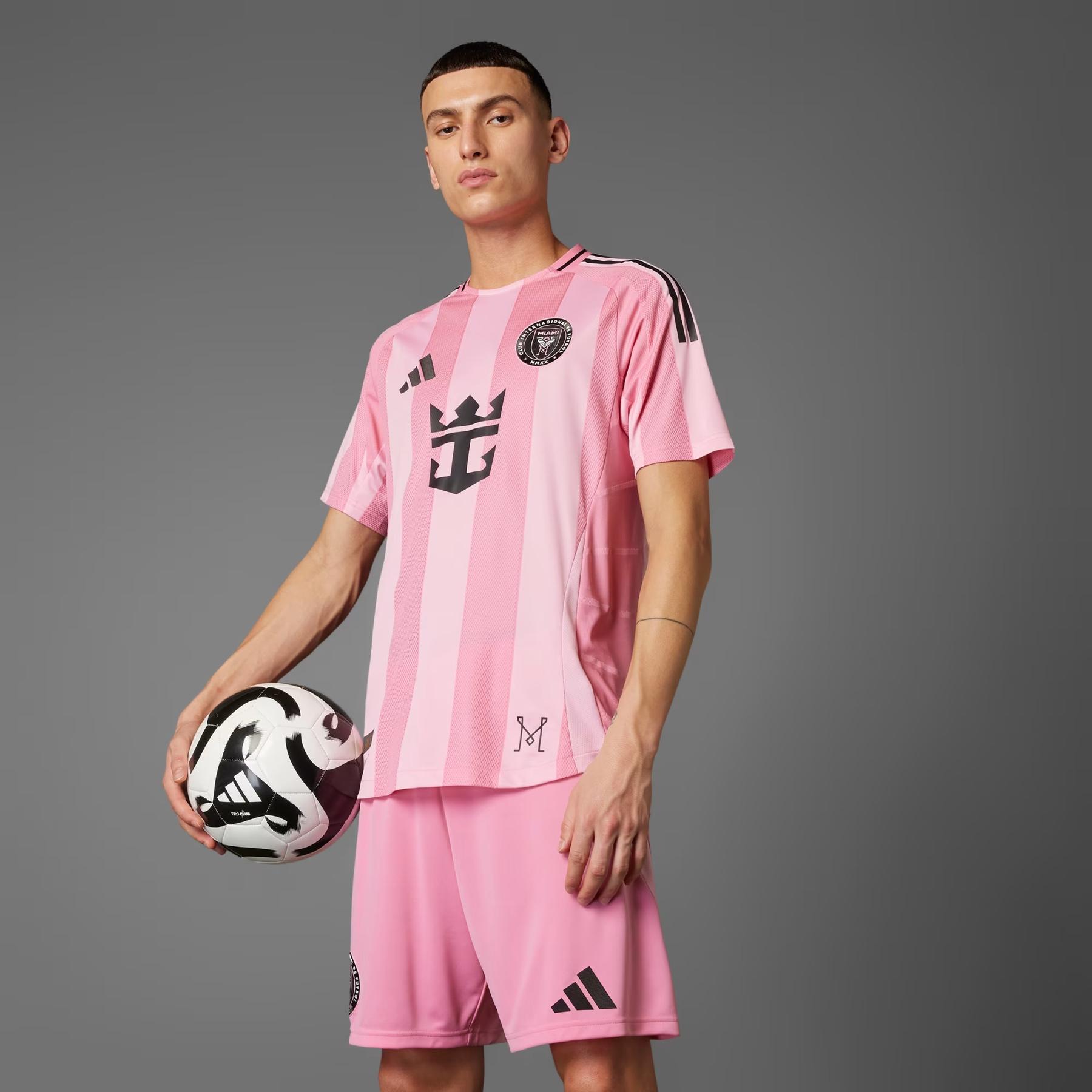 product/a/d/adidas_ji6818_roseas_3.jpg