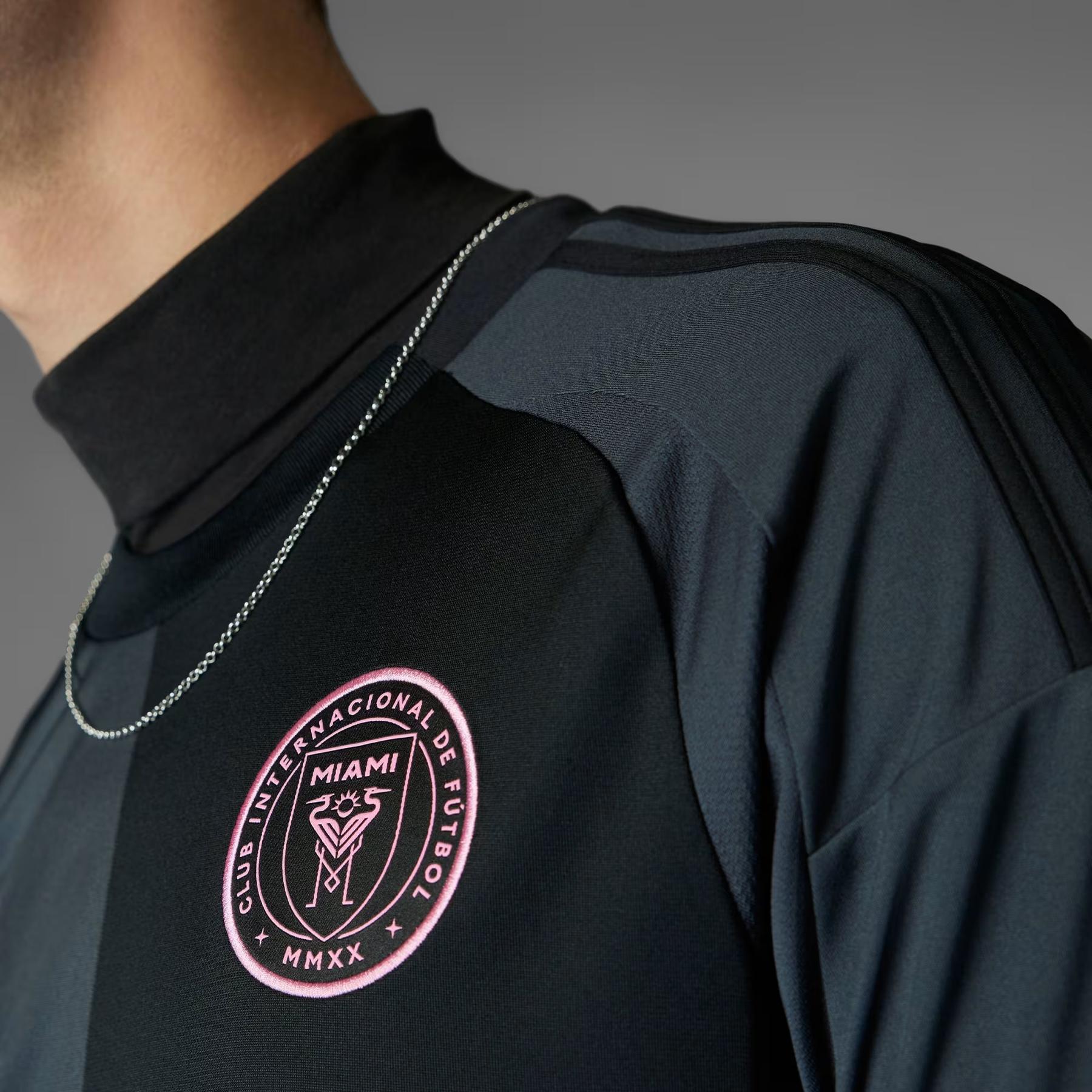 product/a/d/adidas_ji9124_black_5.jpg