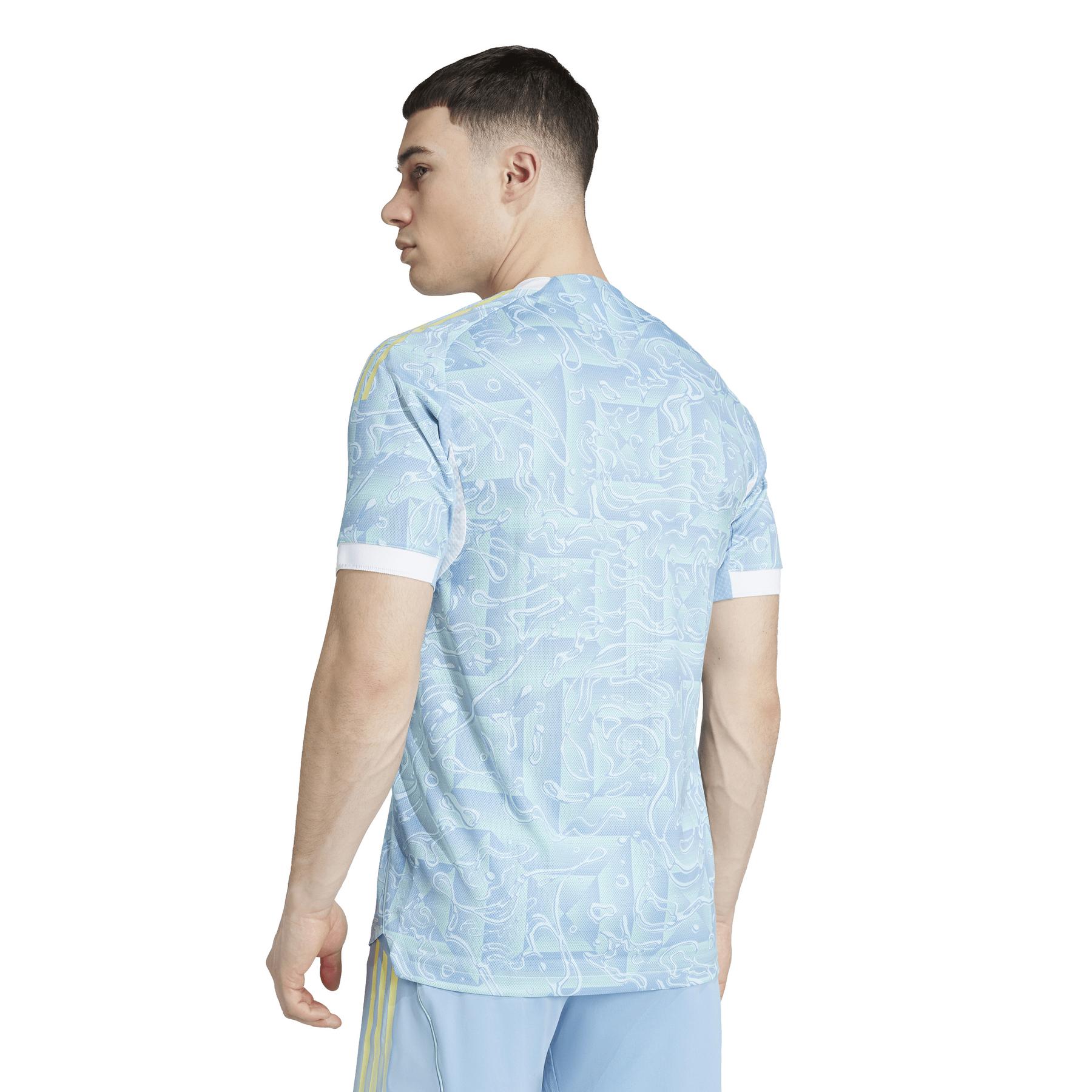 product/a/d/adidas_jj4312_ashblu_4.jpg