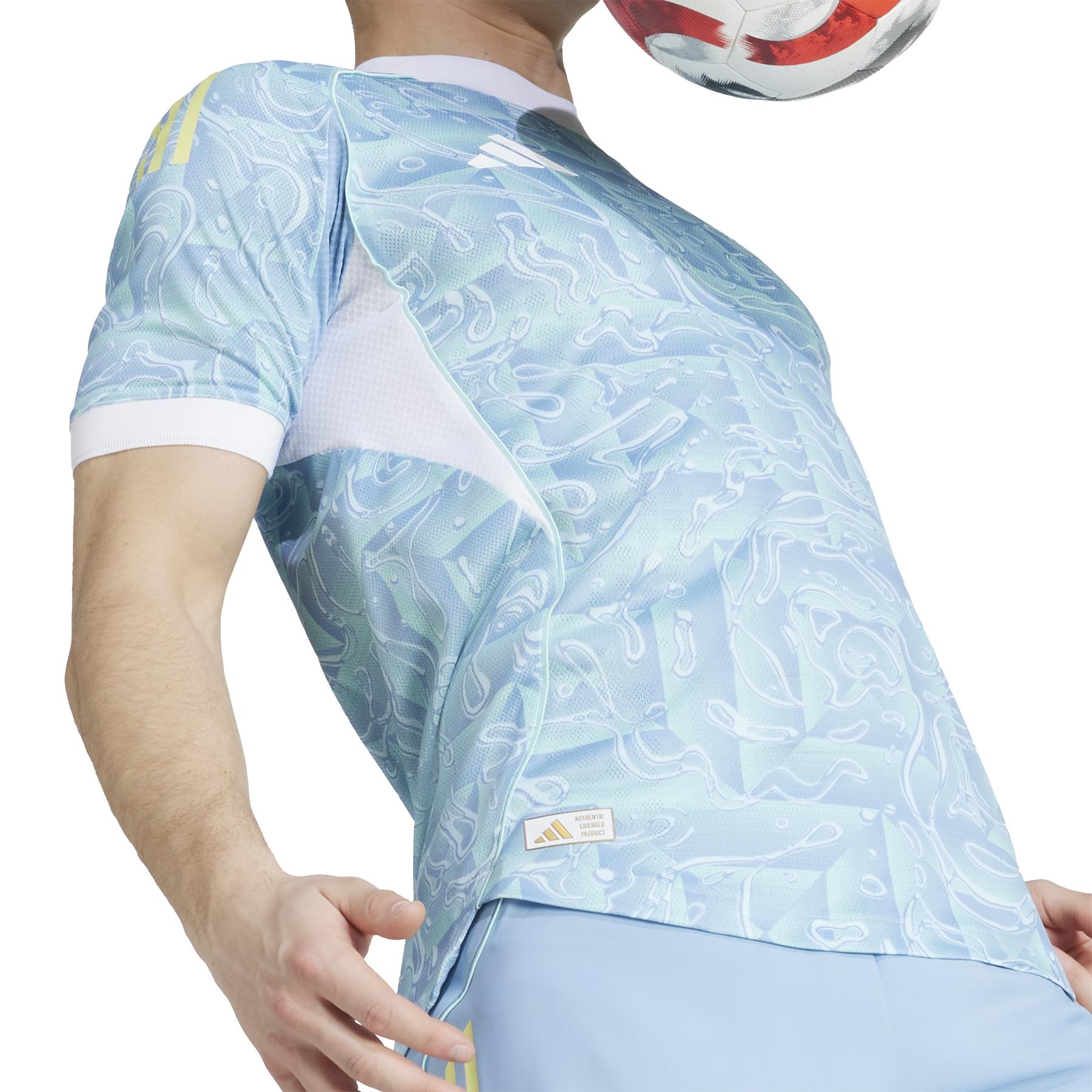 product/a/d/adidas_jj4312_ashblu_7.jpg