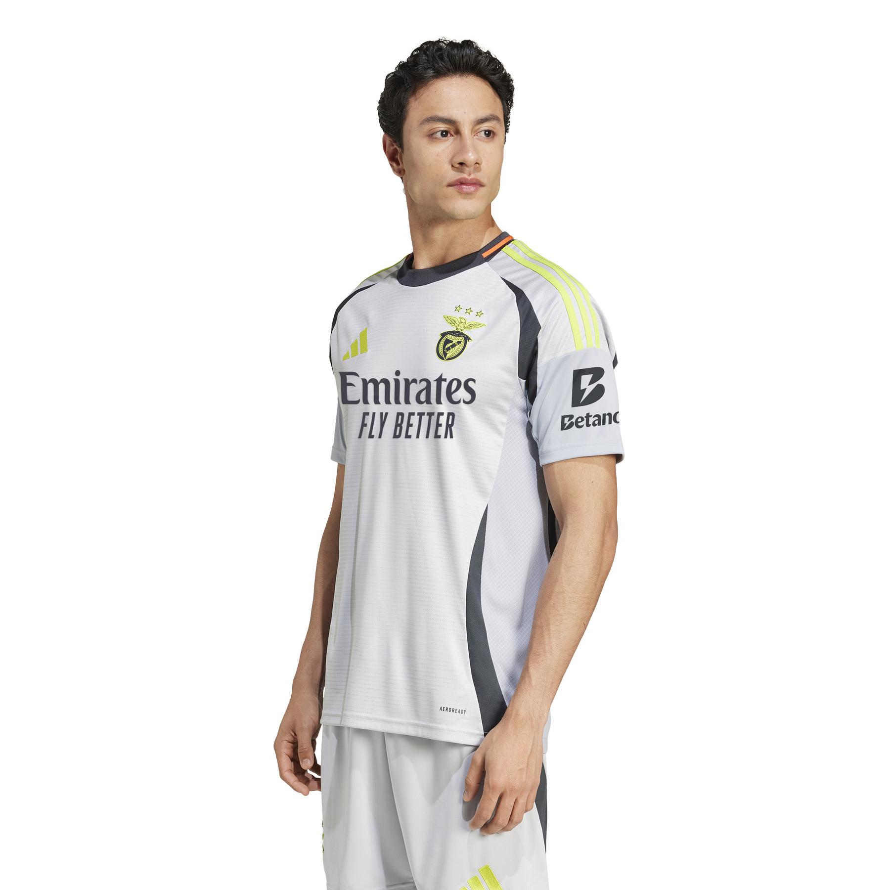 product/a/d/adidas_jj5114_4_apparel_on_model_standard_view_white.jpg