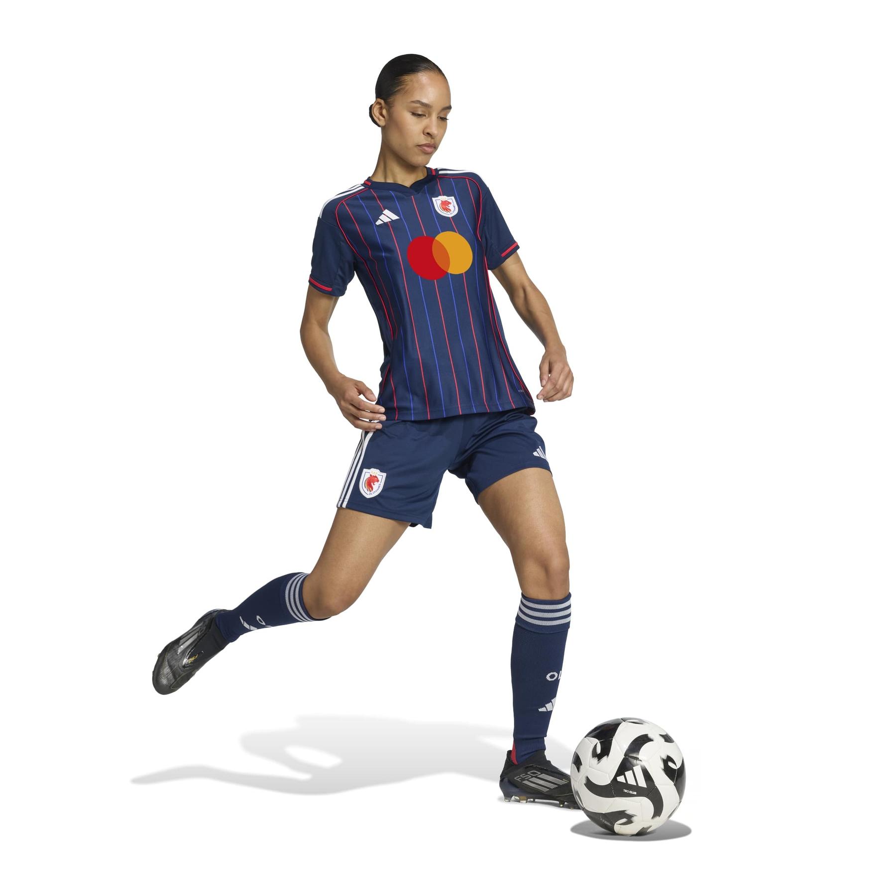 product/a/d/adidas_jl1908_5_apparel_on_model_walking_view_white.jpg