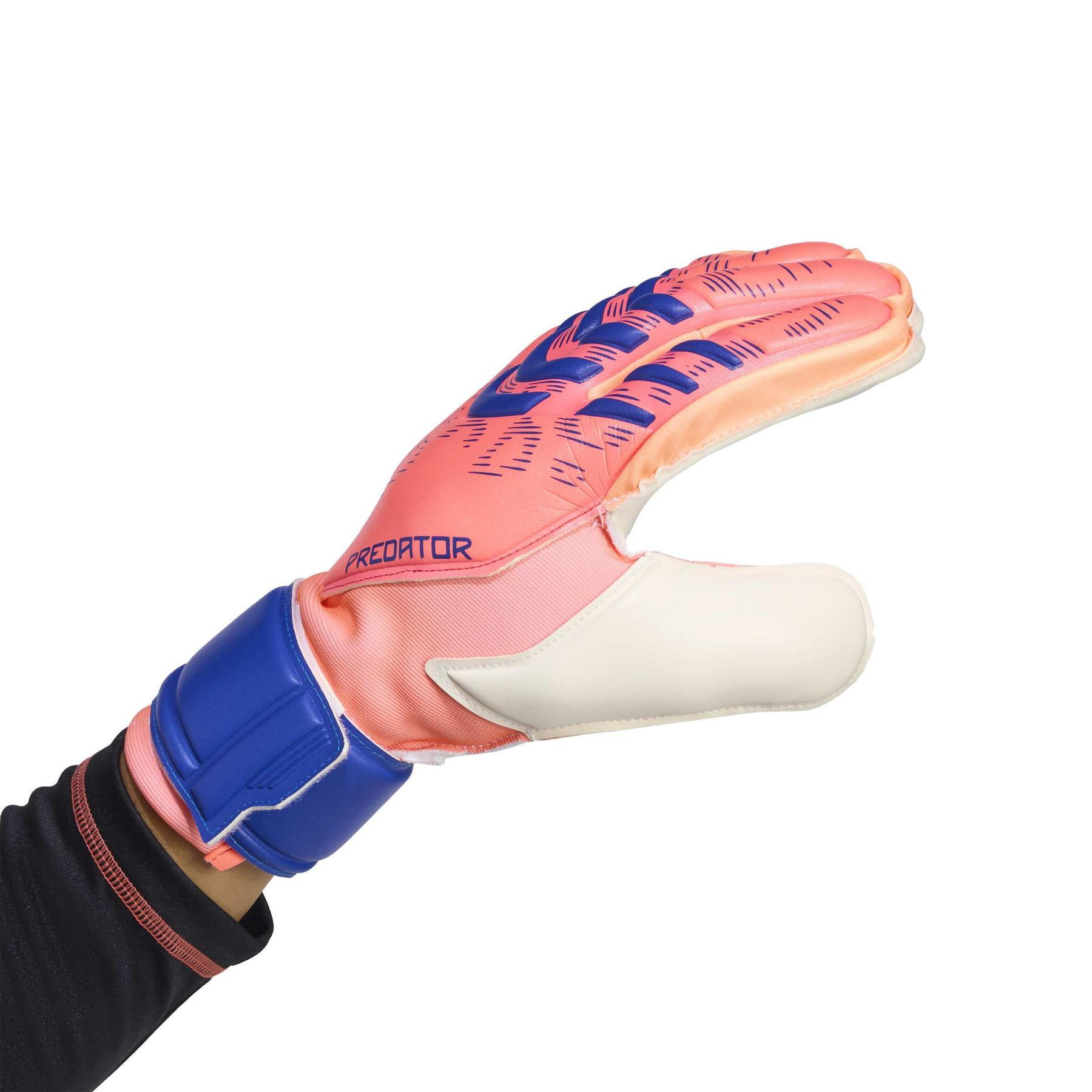 product/a/d/adidas_jn5352_2_hardware_on_model_detail_view_1_white.jpg