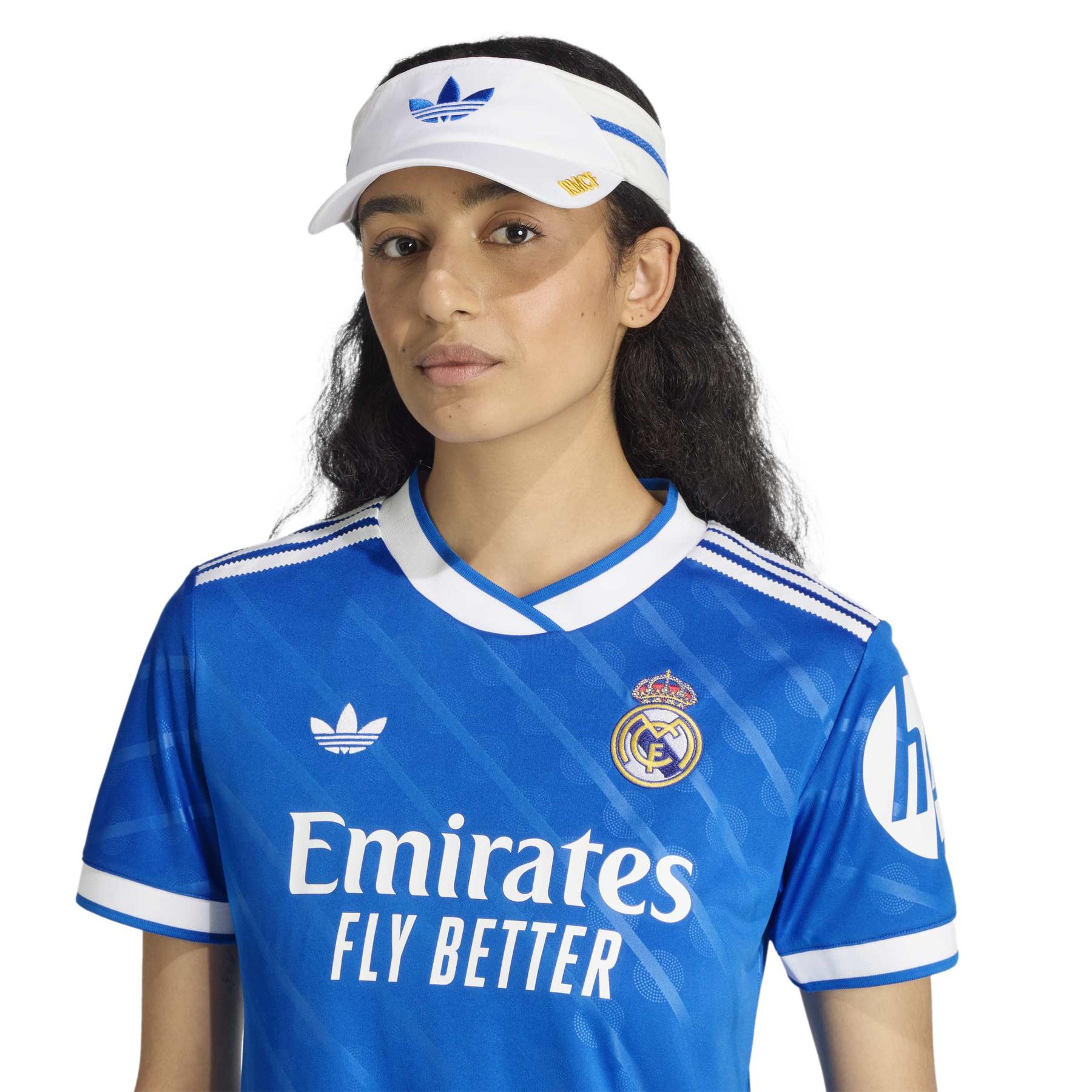 product/a/d/adidas_jn8908_6_apparel_on_model_detail_view_1_white.jpg