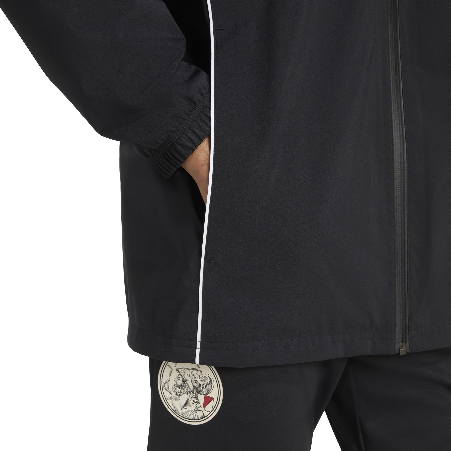 product/a/d/adidas_jp1756_black-white-bolred_7.jpg