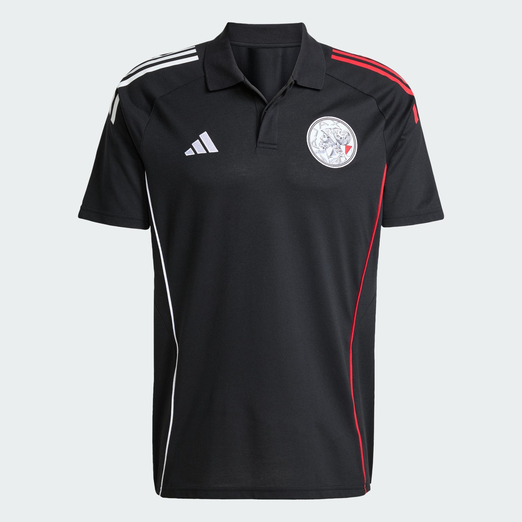 product/a/d/adidas_jp1761_black-white-bolred_4.jpg
