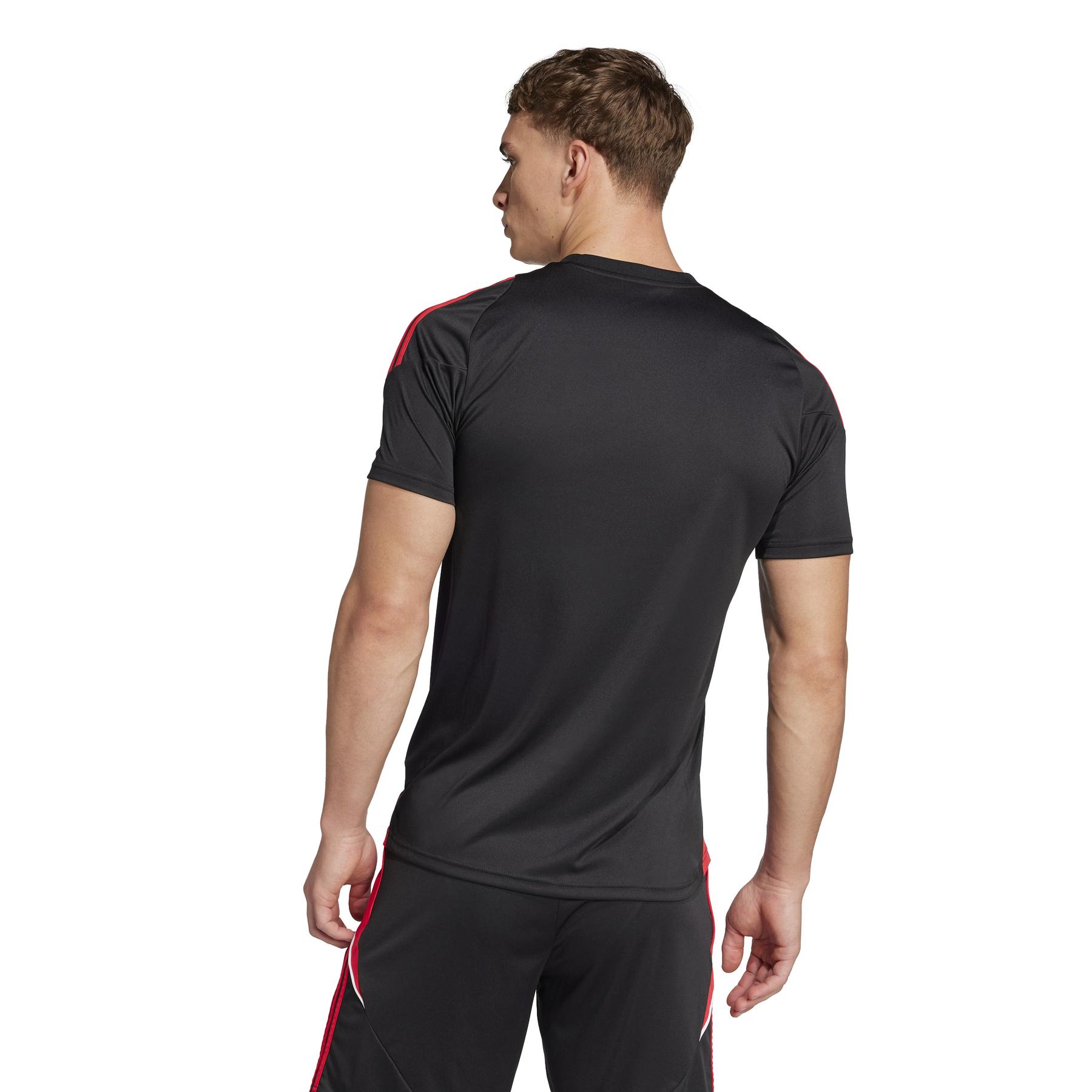 product/a/d/adidas_jp2494_black-purrub_5.jpg