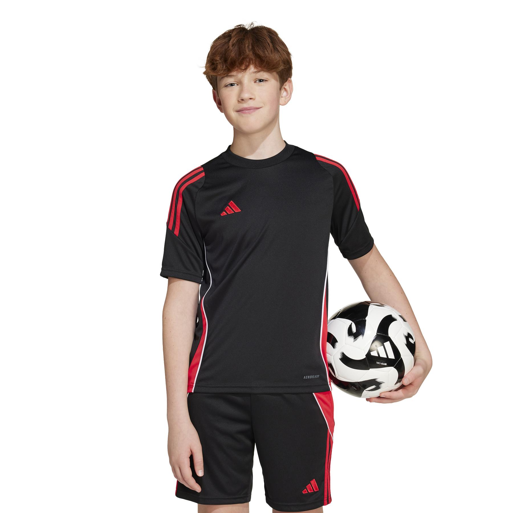 product/a/d/adidas_jp2496_black-purrub_3.jpg