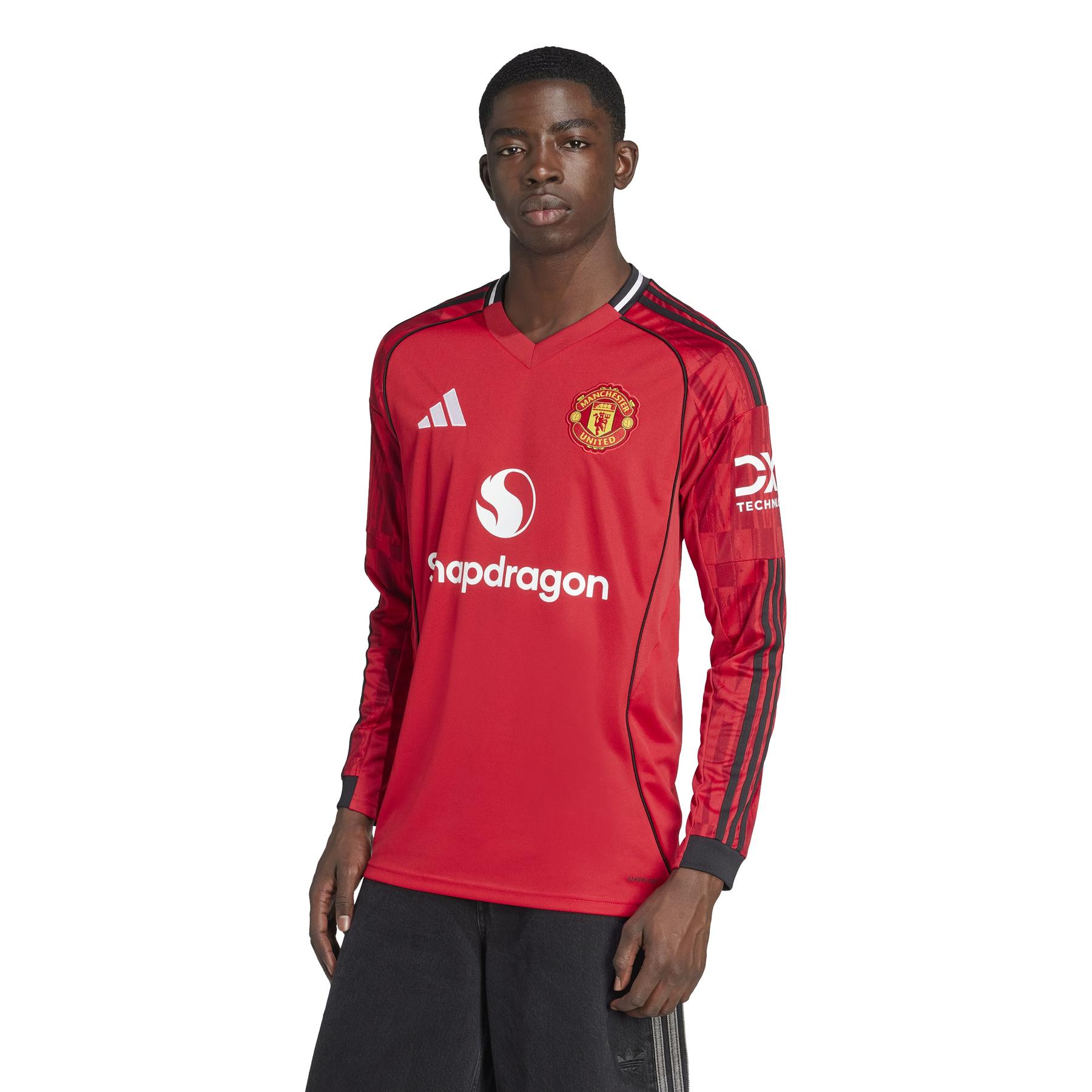 product/a/d/adidas_jp3037_3_apparel_on_model_standard_view_white.jpg