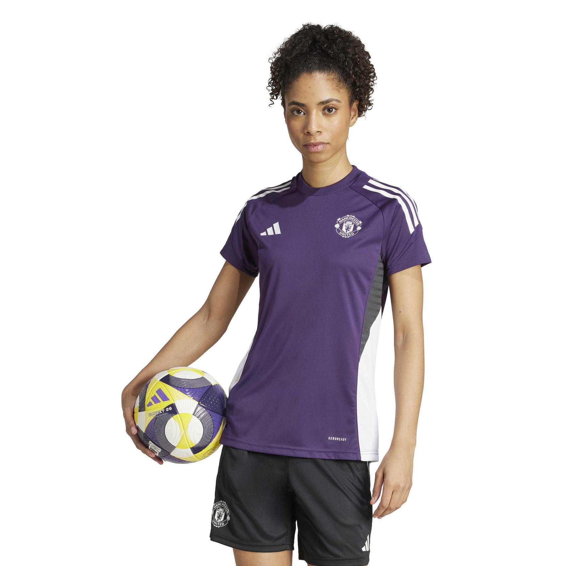 product/a/d/adidas_jp3114_3_apparel_on_model_standard_view_white.jpg