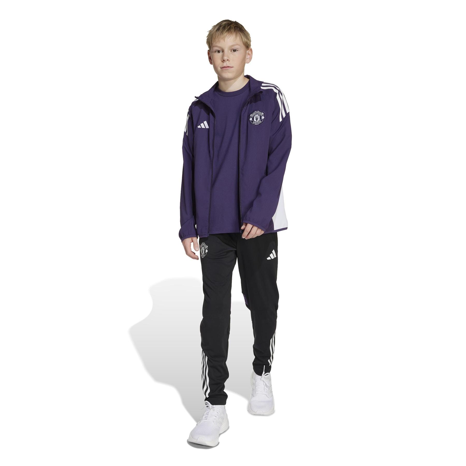 product/a/d/adidas_jp3129_4_apparel_on_model_walking_view_white.jpg