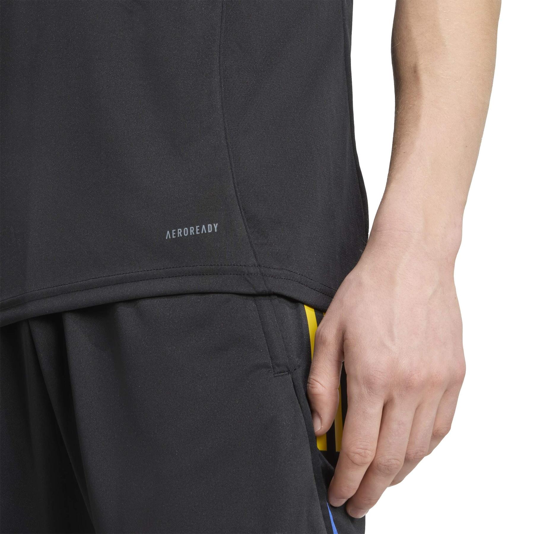 product/a/d/adidas_jp3136_6_apparel_on_model_detail_view_1_white.jpg