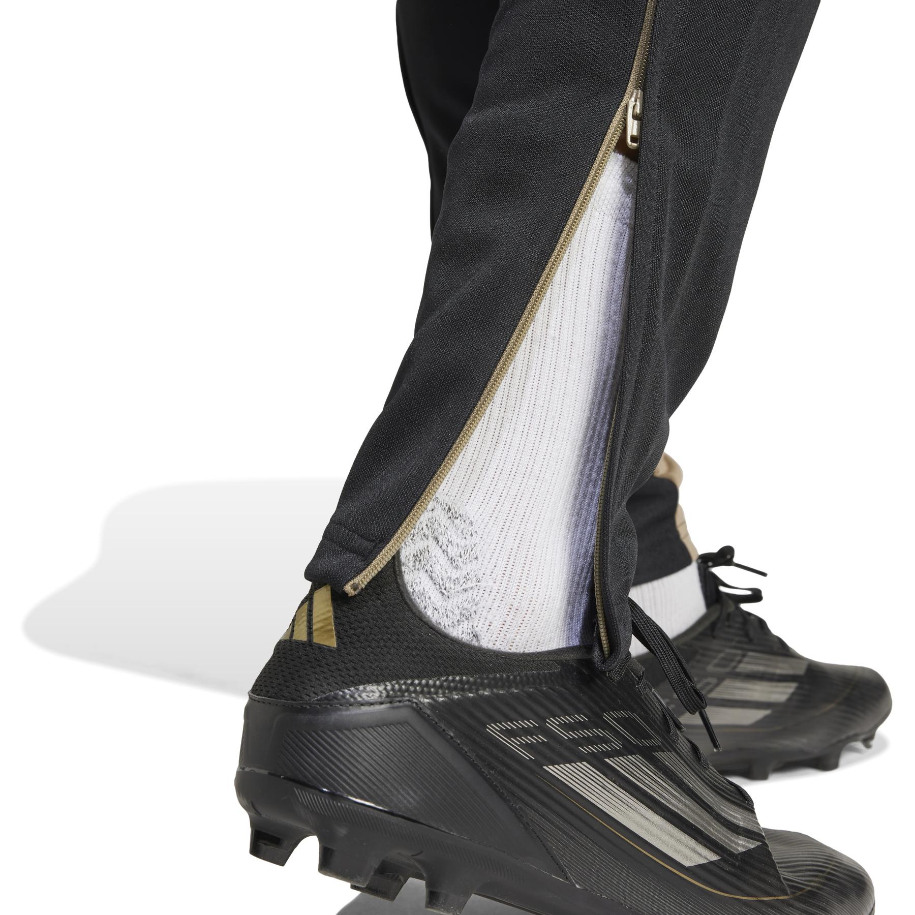 product/a/d/adidas_jp3374_7_apparel_on_model_detail_view_2_white.jpg