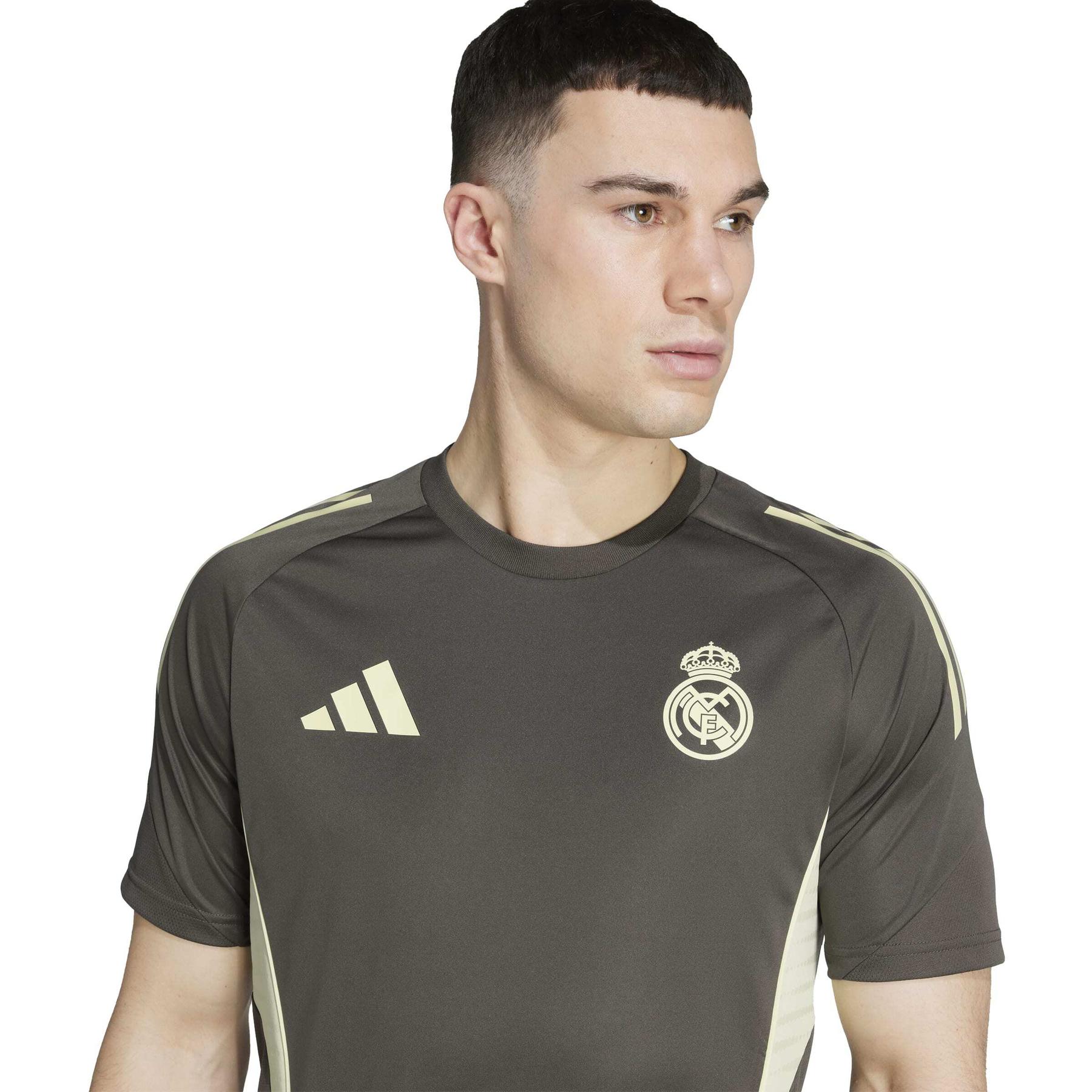 product/a/d/adidas_jp4049_7_apparel_on_model_detail_view_1_white.jpg