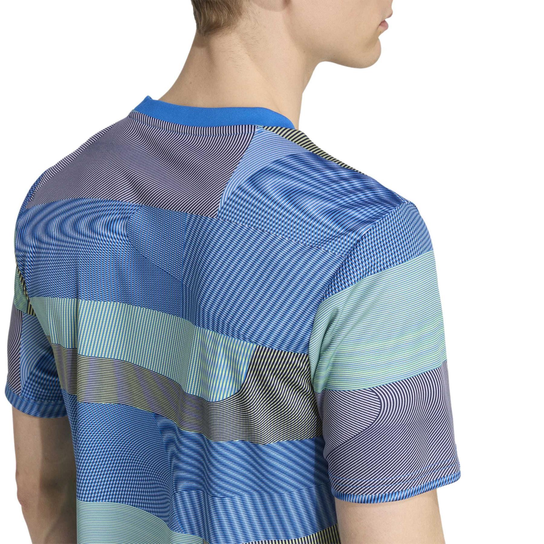 product/a/d/adidas_jp4155_8_apparel_on_model_detail_view_2_white.jpg
