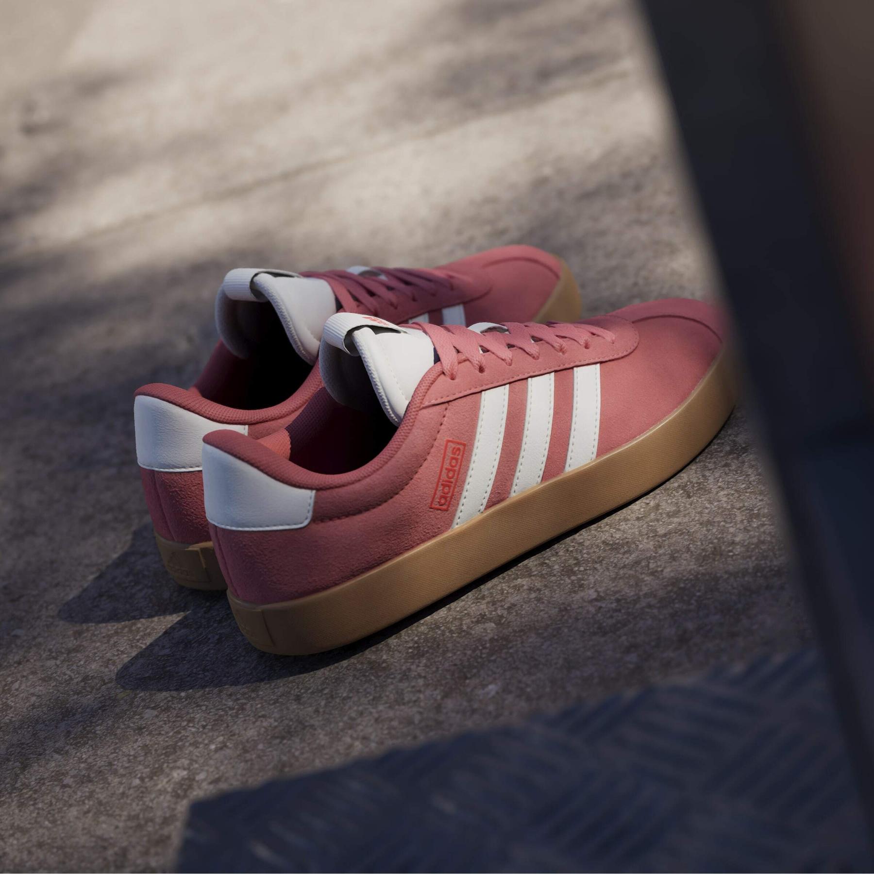 product/a/d/adidas_jp5327_18_footwear_photography_heromrktng_view_6-nw091625.jpg