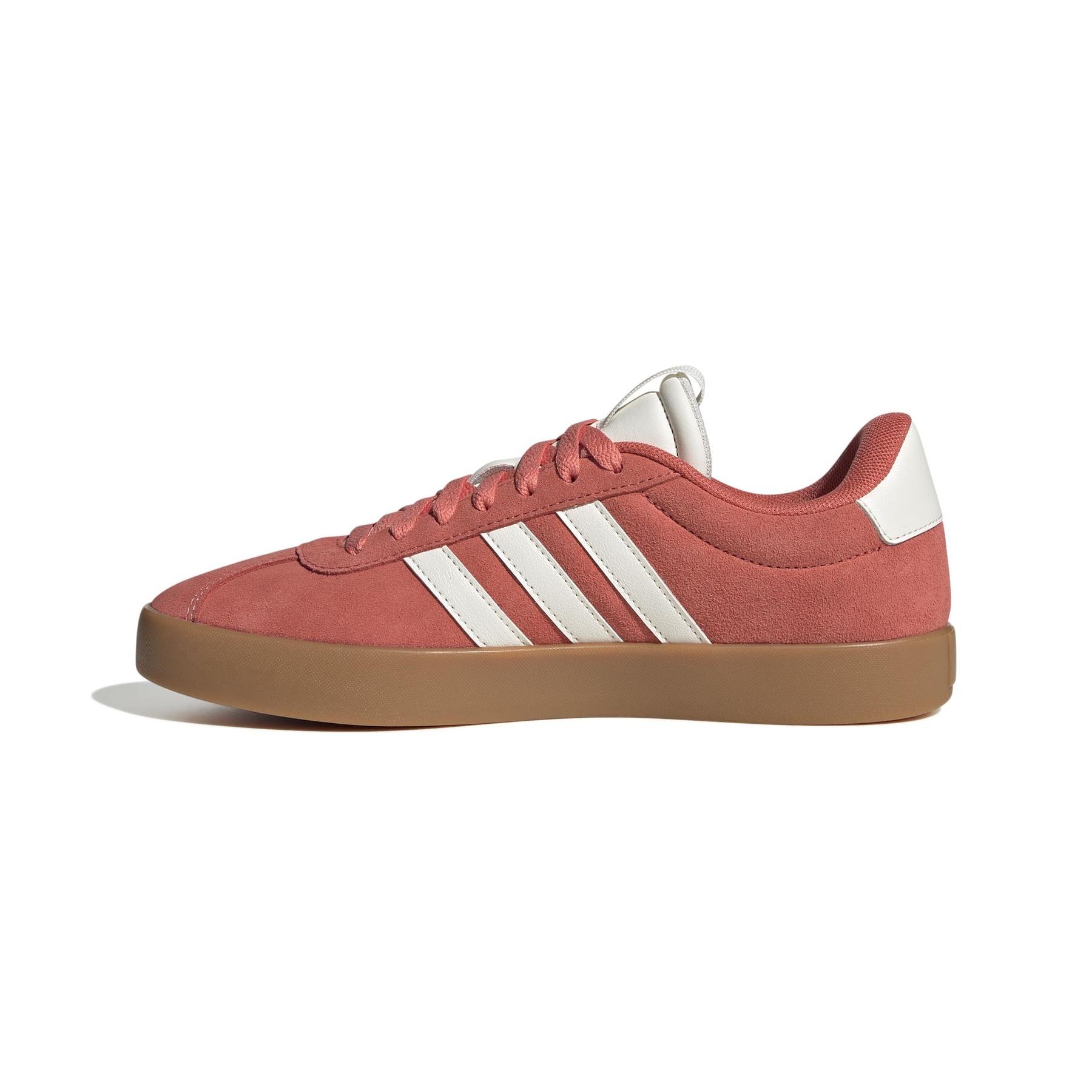 product/a/d/adidas_jp5327_5_footwear_photography_side_medial_center_view_white-nw091625.jpg
