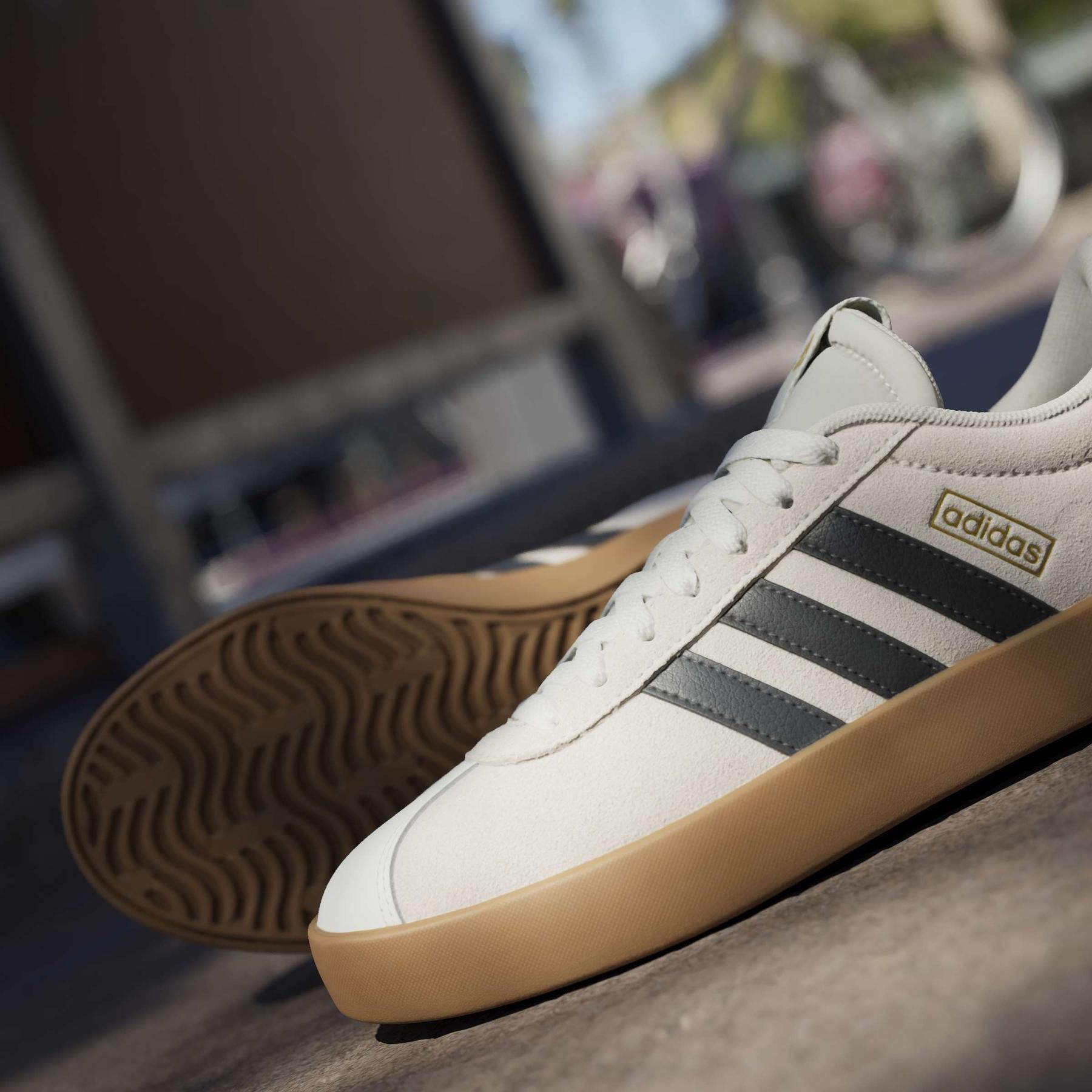 product/a/d/adidas_jp5351_22_footwear_photography_heromrktng_view_10-nw091625.jpg