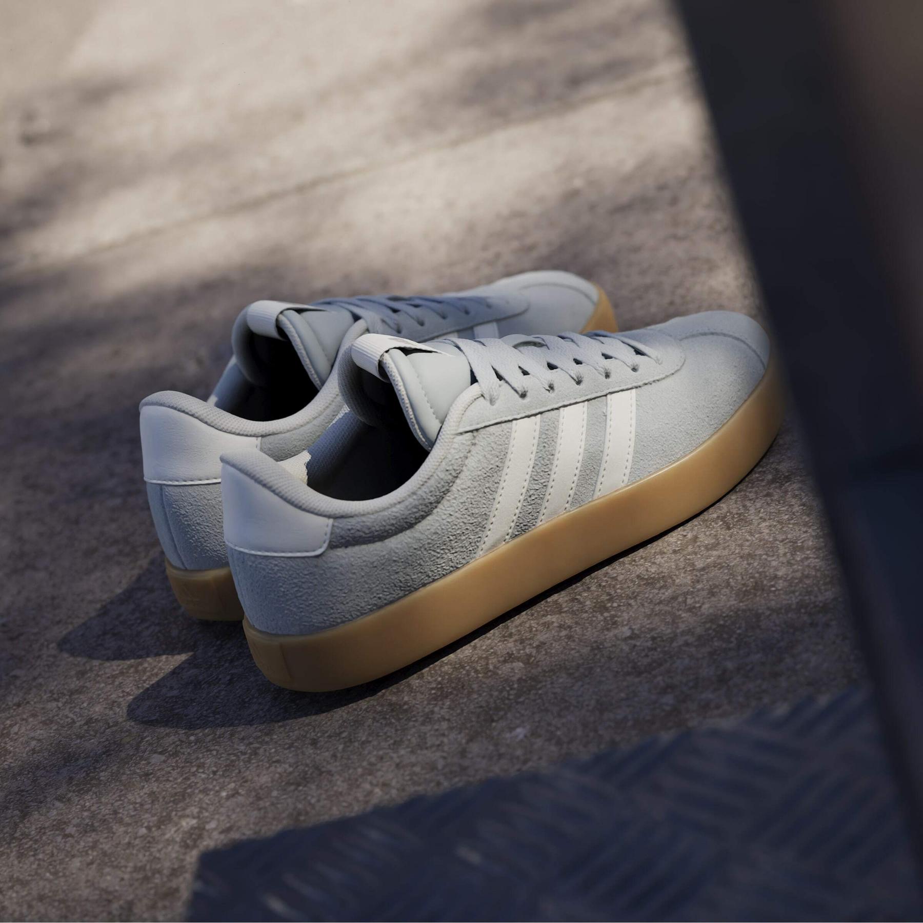 product/a/d/adidas_jp7539_19_footwear_photography_heromrktng_view_6-nw091625.jpg