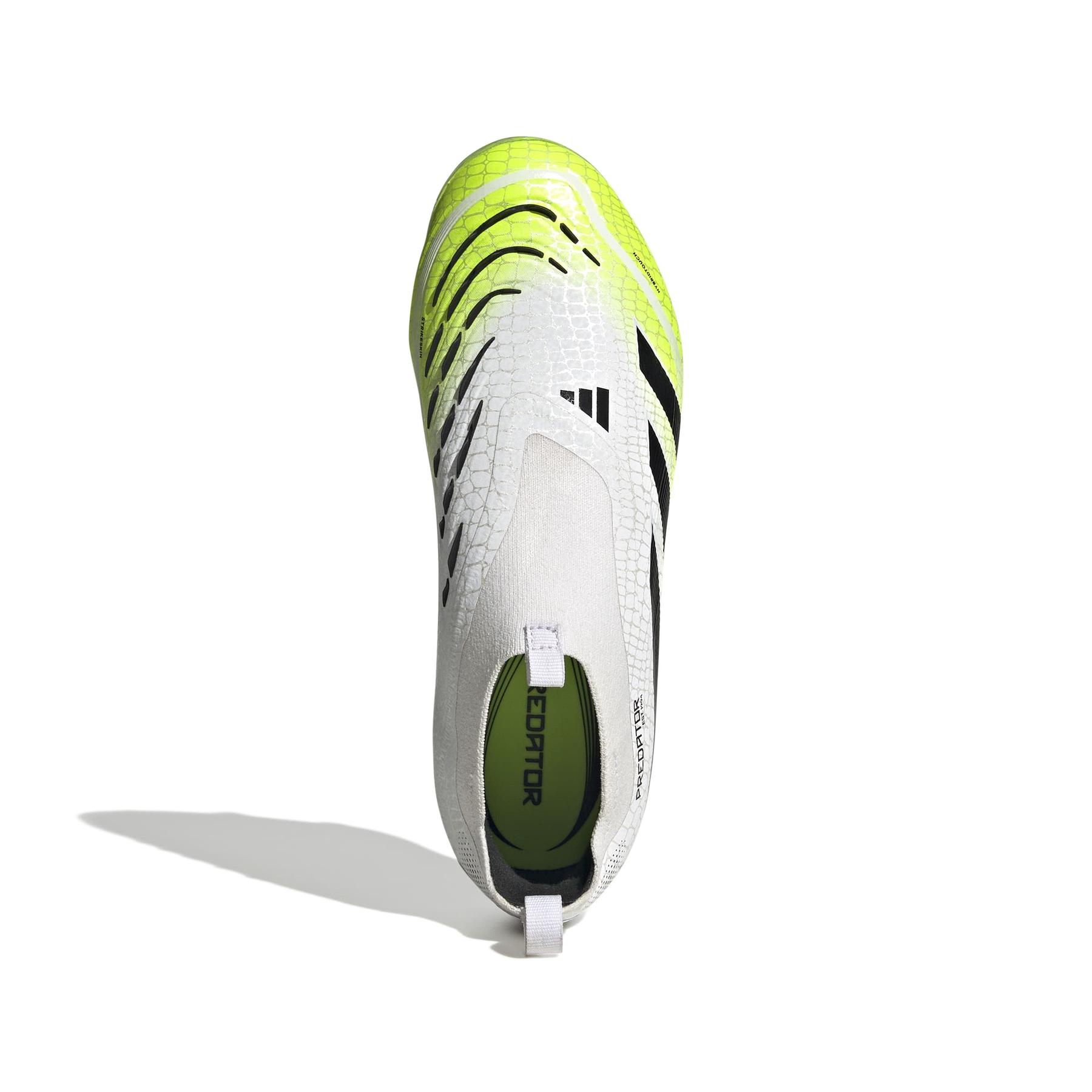 product/a/d/adidas_jp9912_2_footwear_photography_top_portrait_view_white-nw091625.jpg