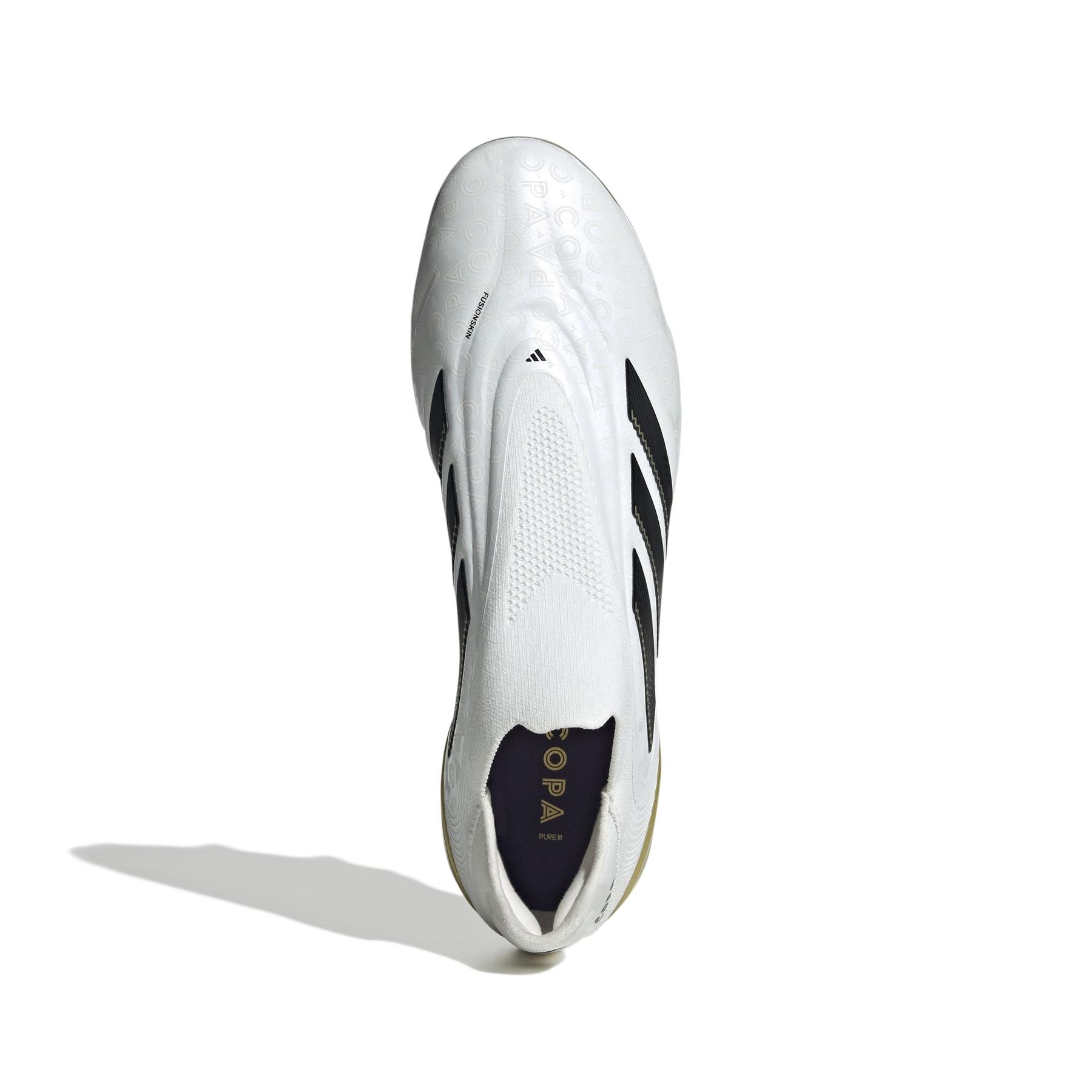 product/a/d/adidas_jq1778_2_footwear_photography_top_portrait_view_white-nw091625.jpg