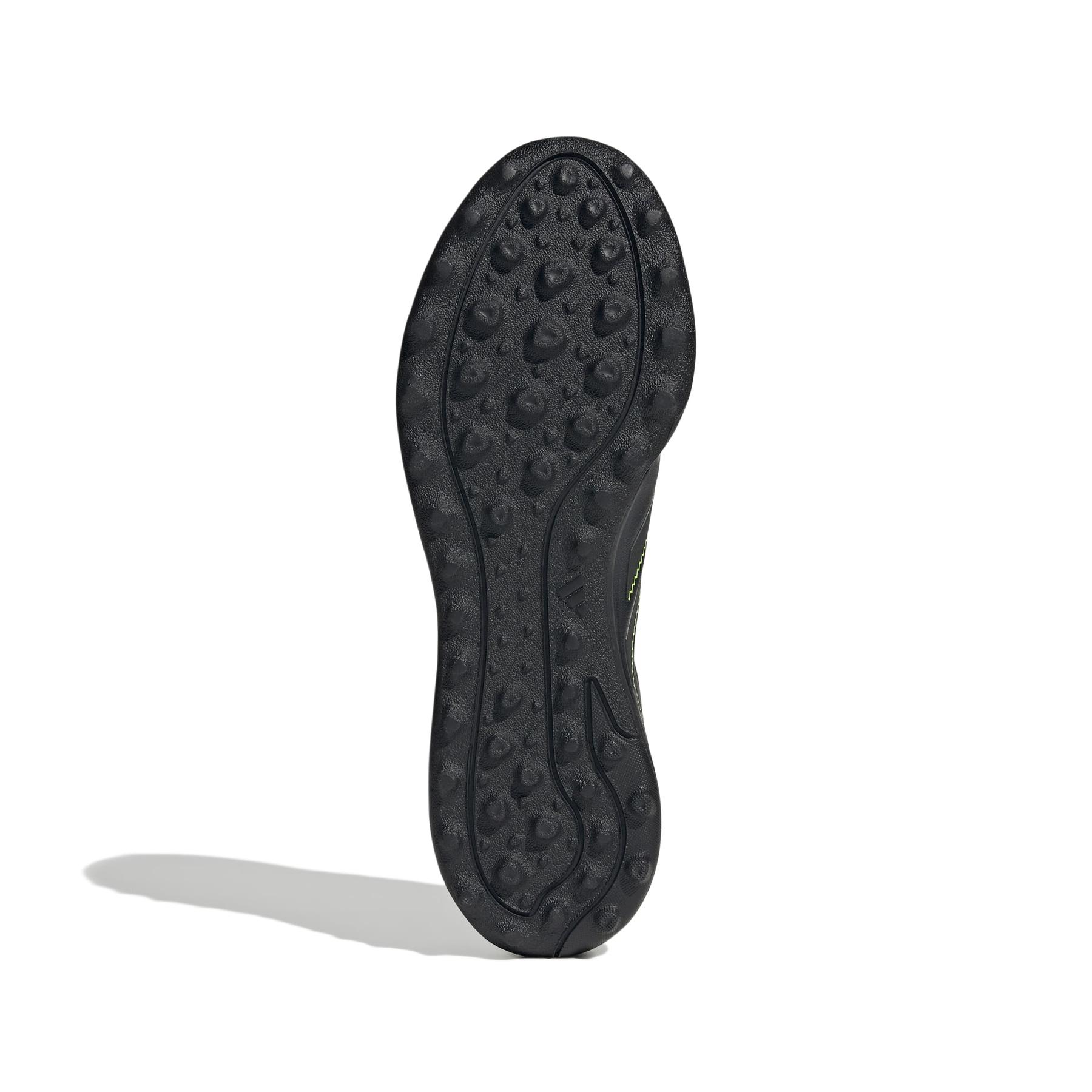 product/a/d/adidas_jr2855_3_footwear_photography_bottom_view_white.jpg
