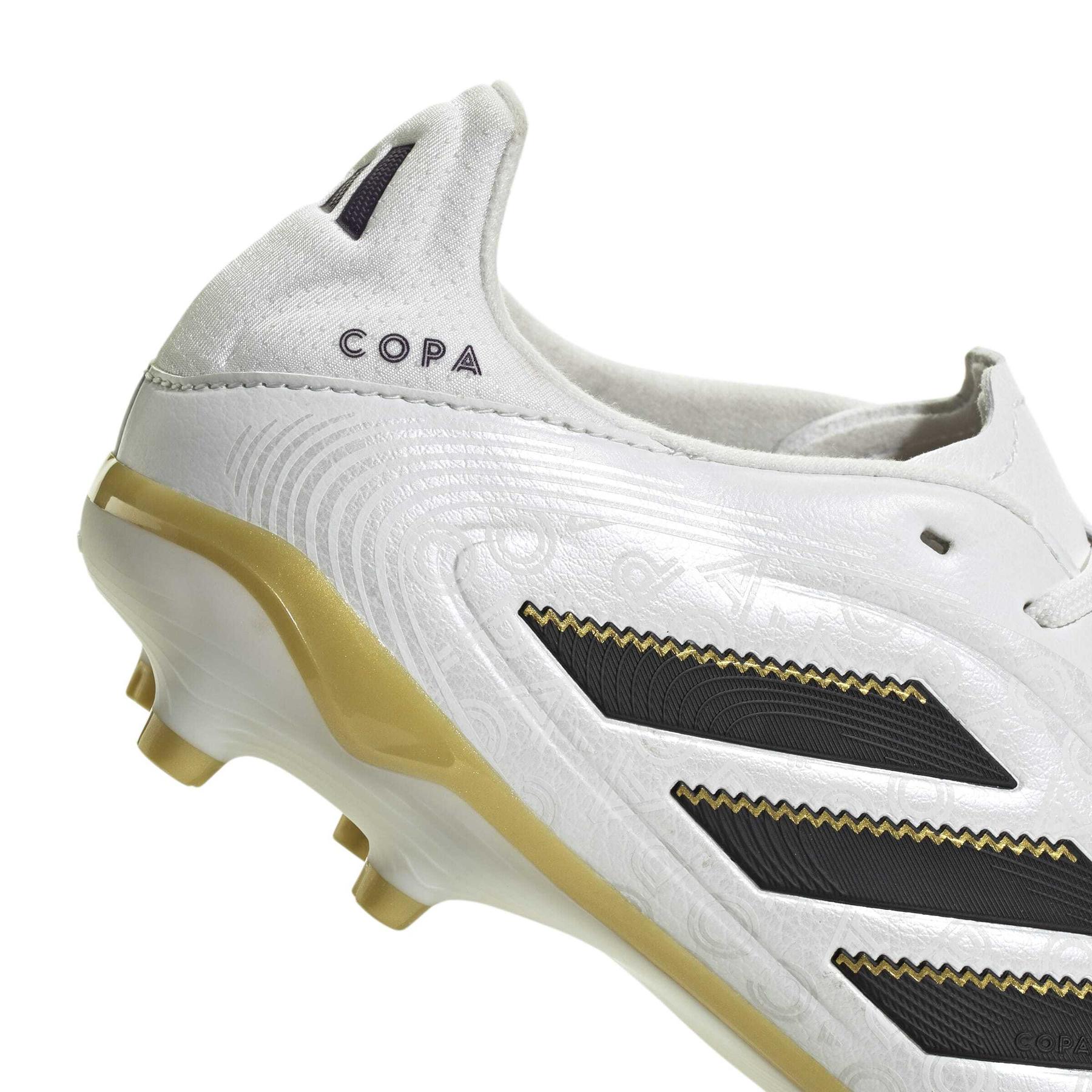 product/a/d/adidas_jr2887_8_footwear_photography_detail_view_2_white.jpg