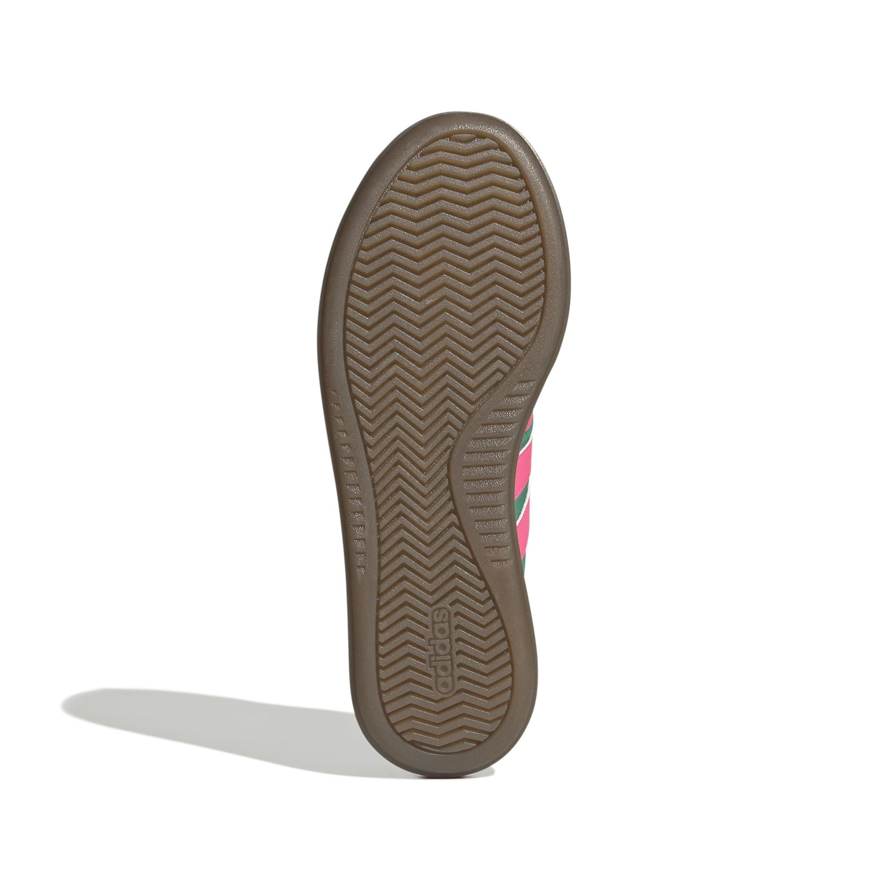 product/a/d/adidas_jr3540_4_footwear_photography_bottom_view_white-nw091625.jpg