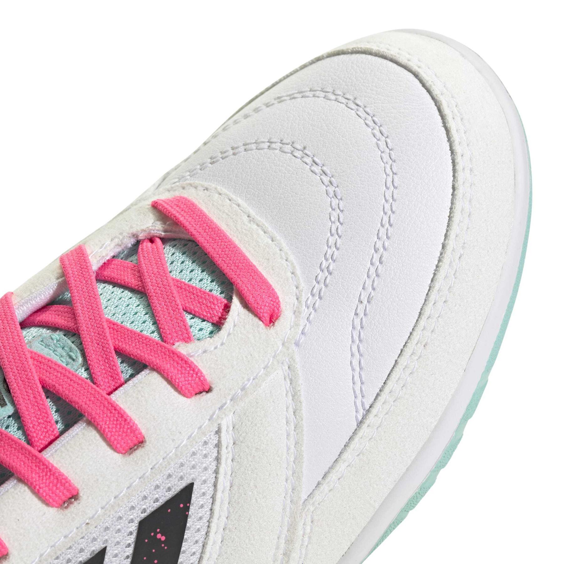 product/a/d/adidas_jr5392_7_footwear_photography_detail_view_1_white-nw091725.jpg