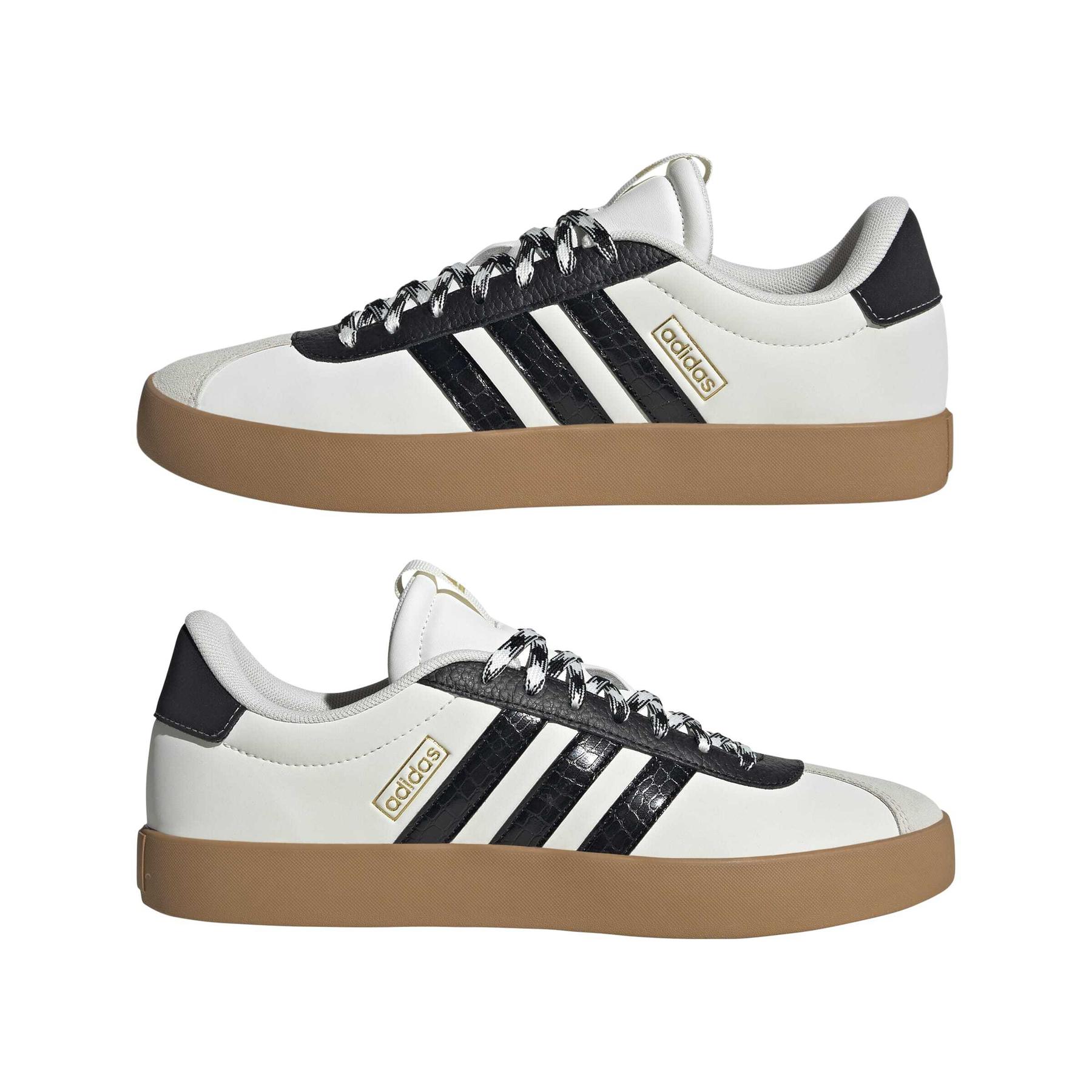 product/a/d/adidas_jr8603_10_footwear_photography_mirrored_pair_view_white-nw091725.jpg