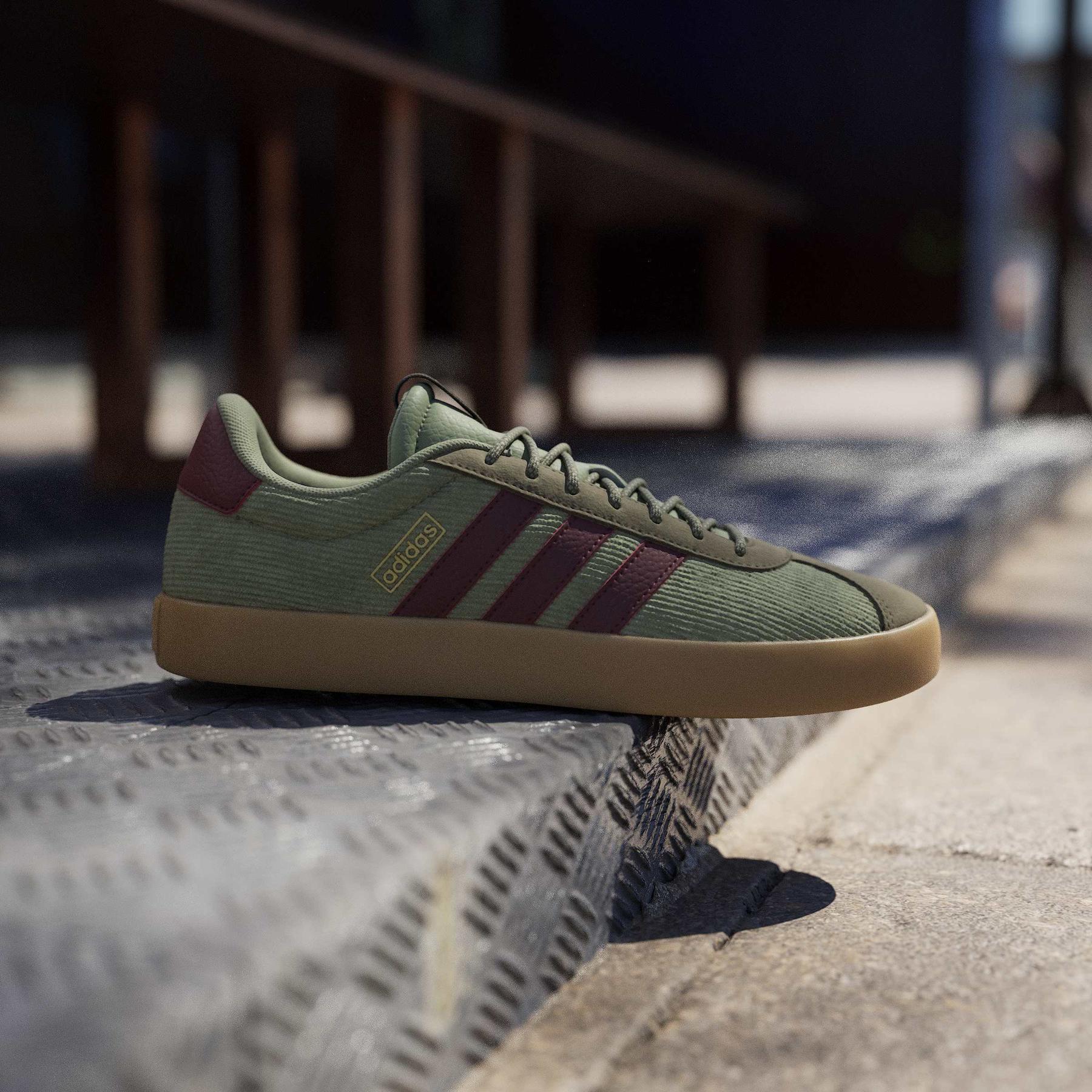 product/a/d/adidas_js2047_15_footwear_photography_heromrktng_view_3-nw091725.jpg