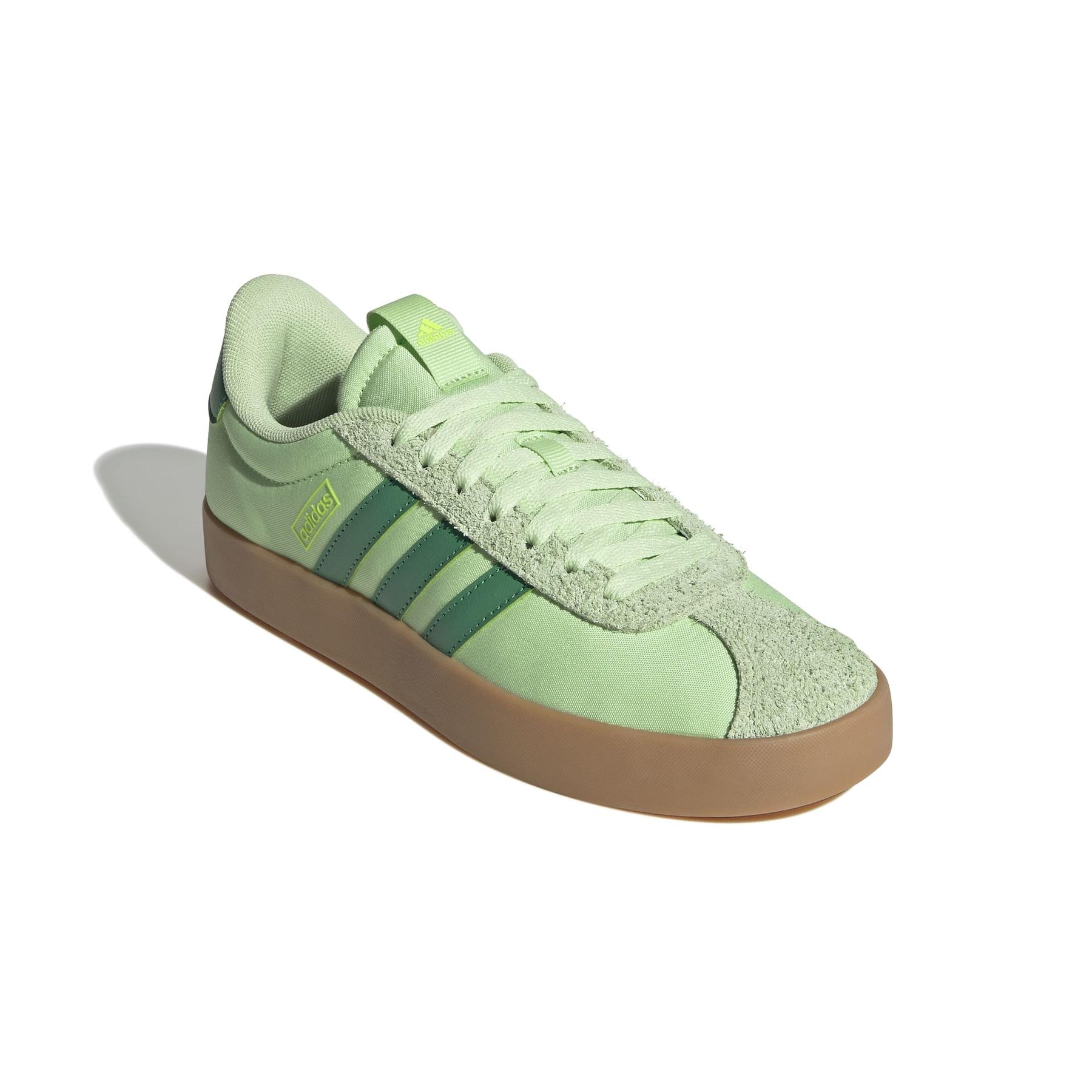 product/a/d/adidas_js2059_6_footwear_photography_front_lateral_top_view_white-nw091725.jpg