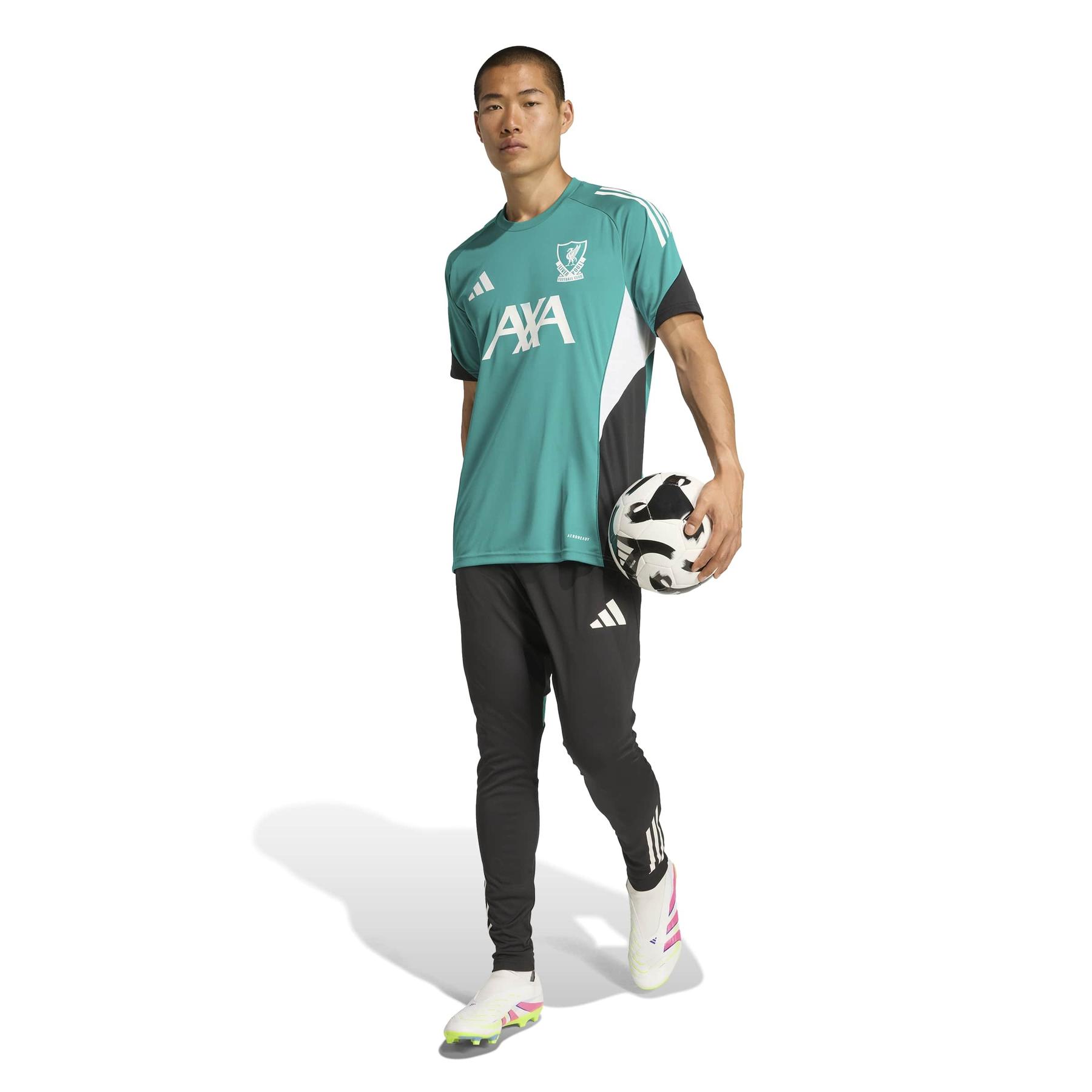 product/a/d/adidas_jv9008_6_apparel_on_model_standard_outfit_view_white.jpg