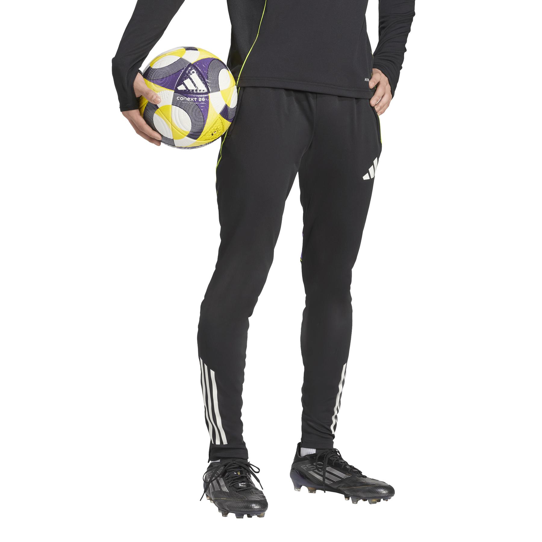 product/a/d/adidas_jw4356_black-purrus_4.jpg