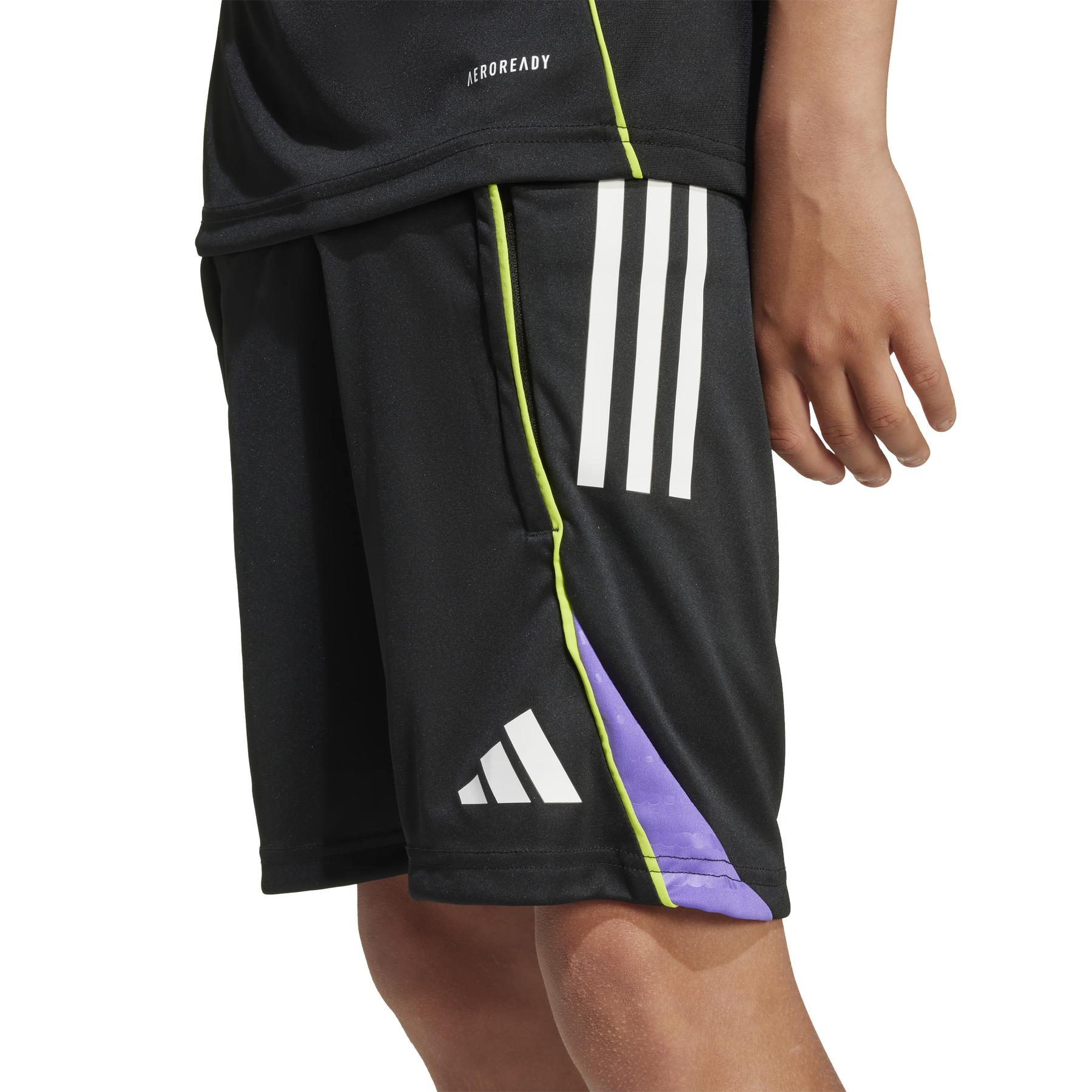 product/a/d/adidas_jw4362_black-purrus_6.jpg