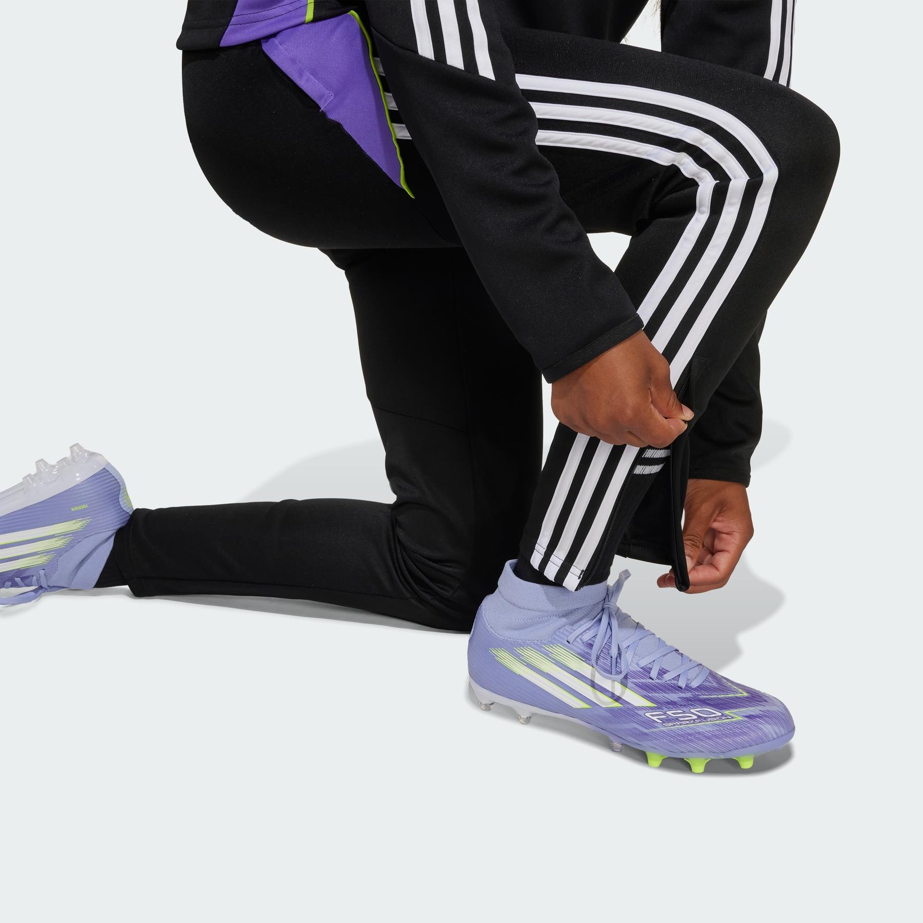 product/a/d/adidas_jw4372_black-purple-rush_8.jpg