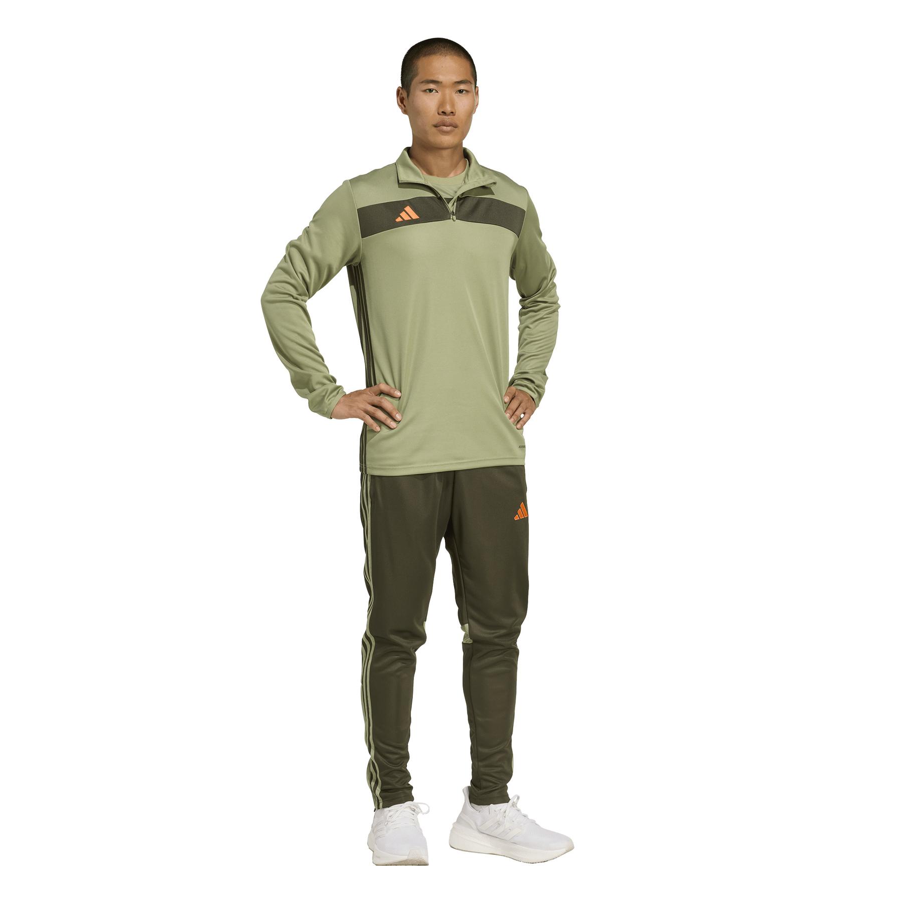 product/a/d/adidas_jw4606_tengrn-ngtcar-impora_5.jpg
